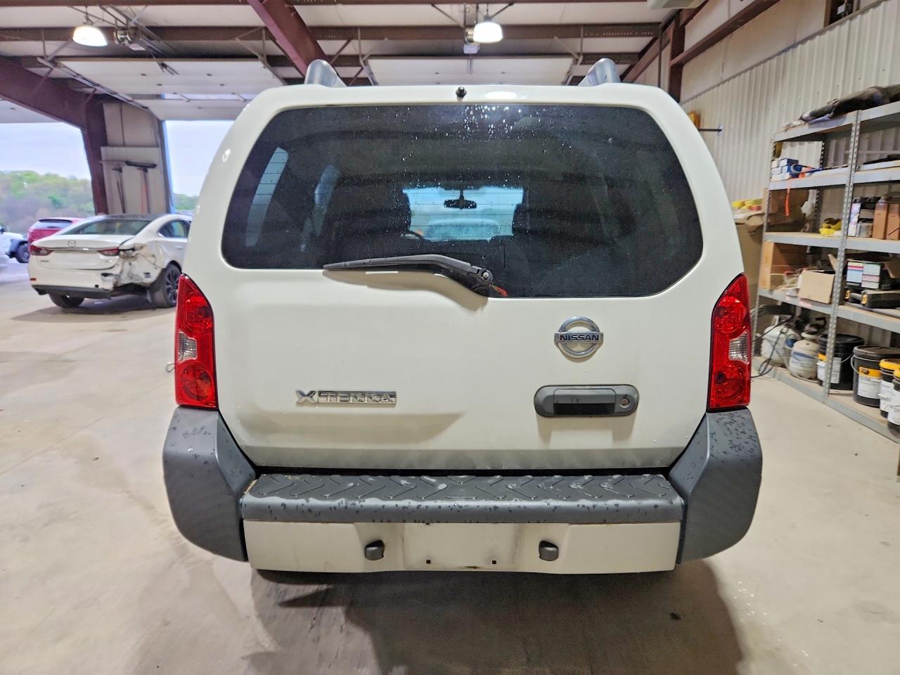 2014 Nissan Xterra S White vin: 5N1AN0NW5EN802634