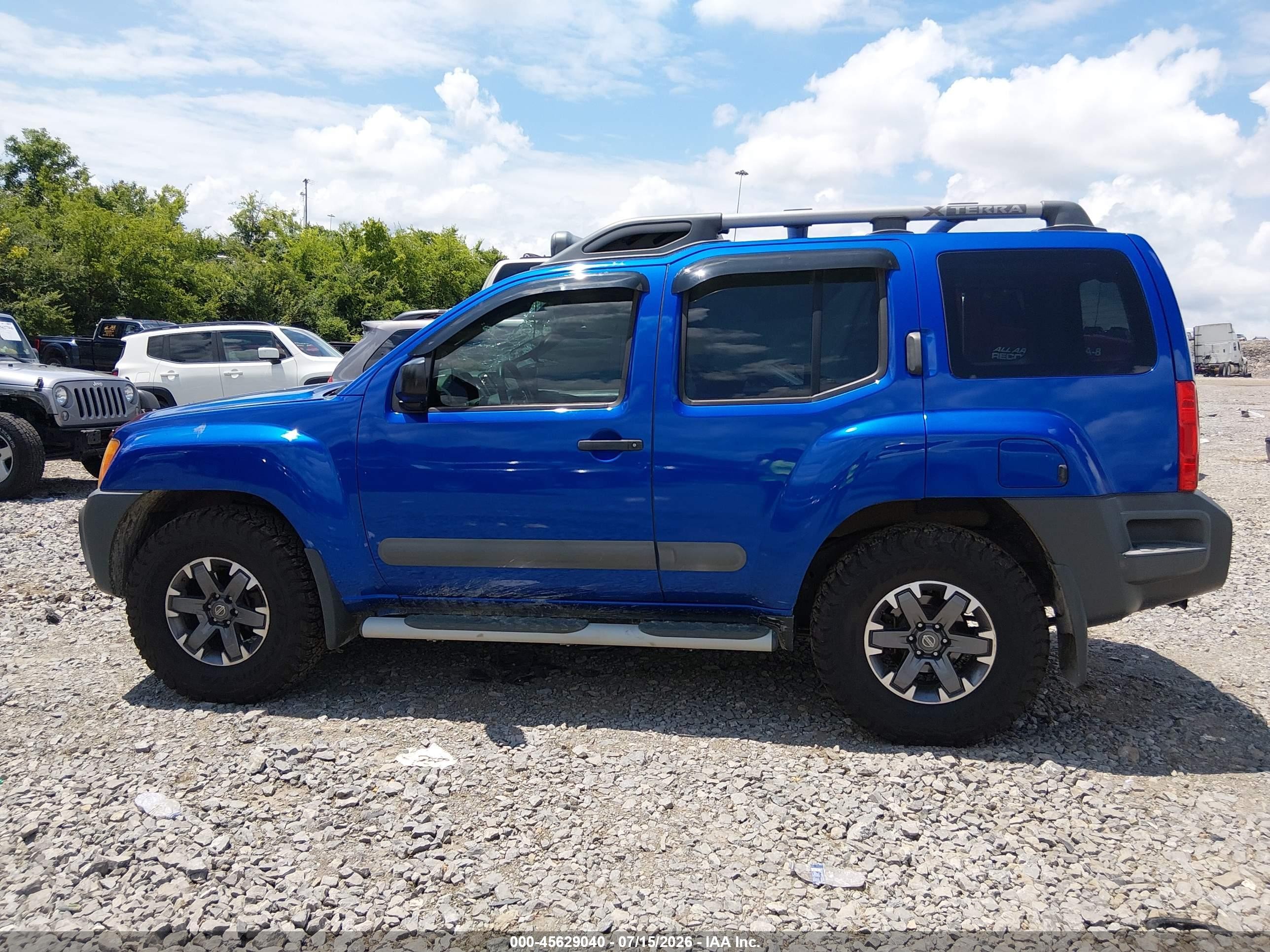 2015 Nissan Xterra Pro-4x Blue vin: 5N1AN0NW5FN663154