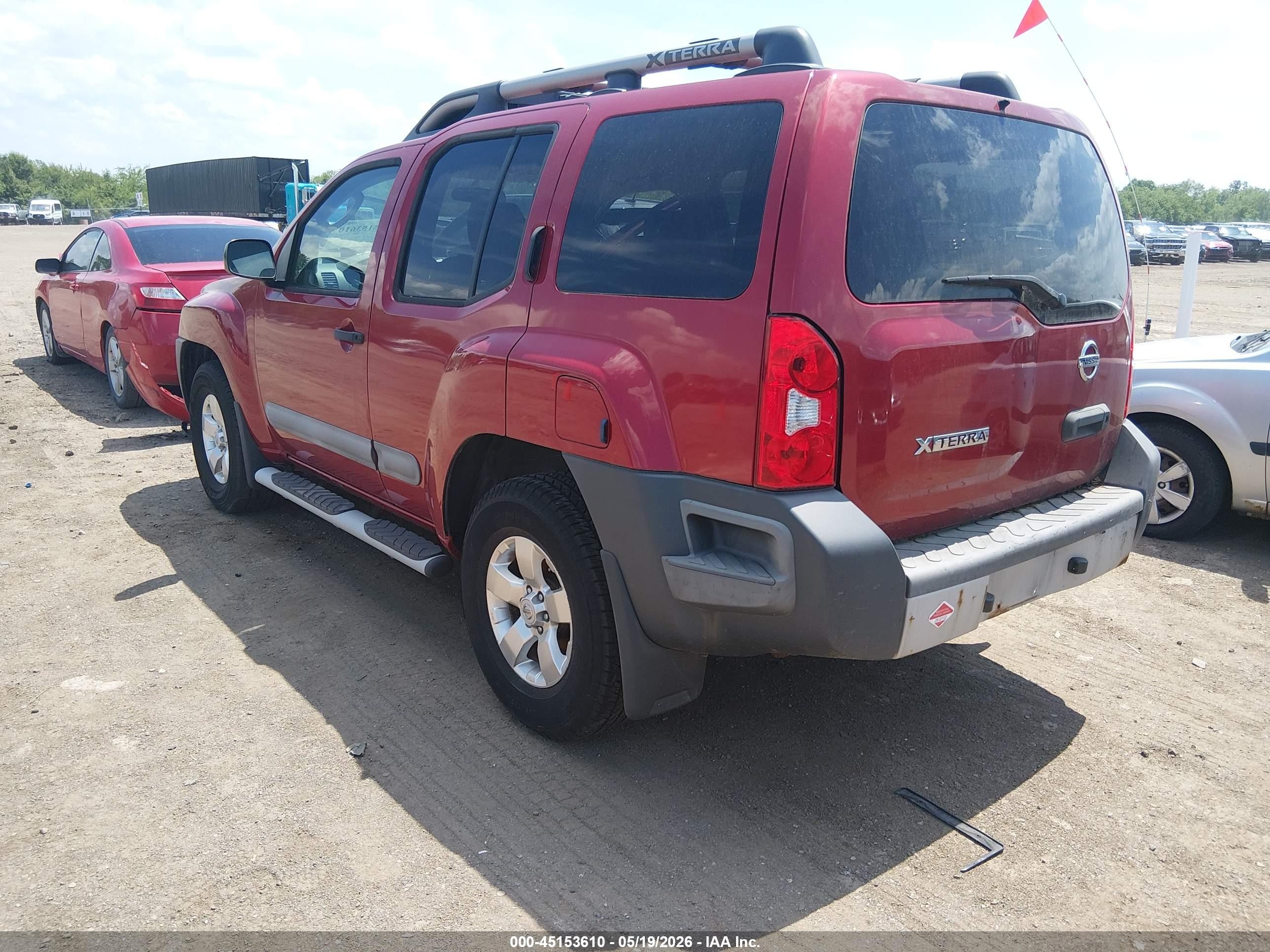 2011 Nissan Xterra S Red vin: 5N1AN0NW6BC503239