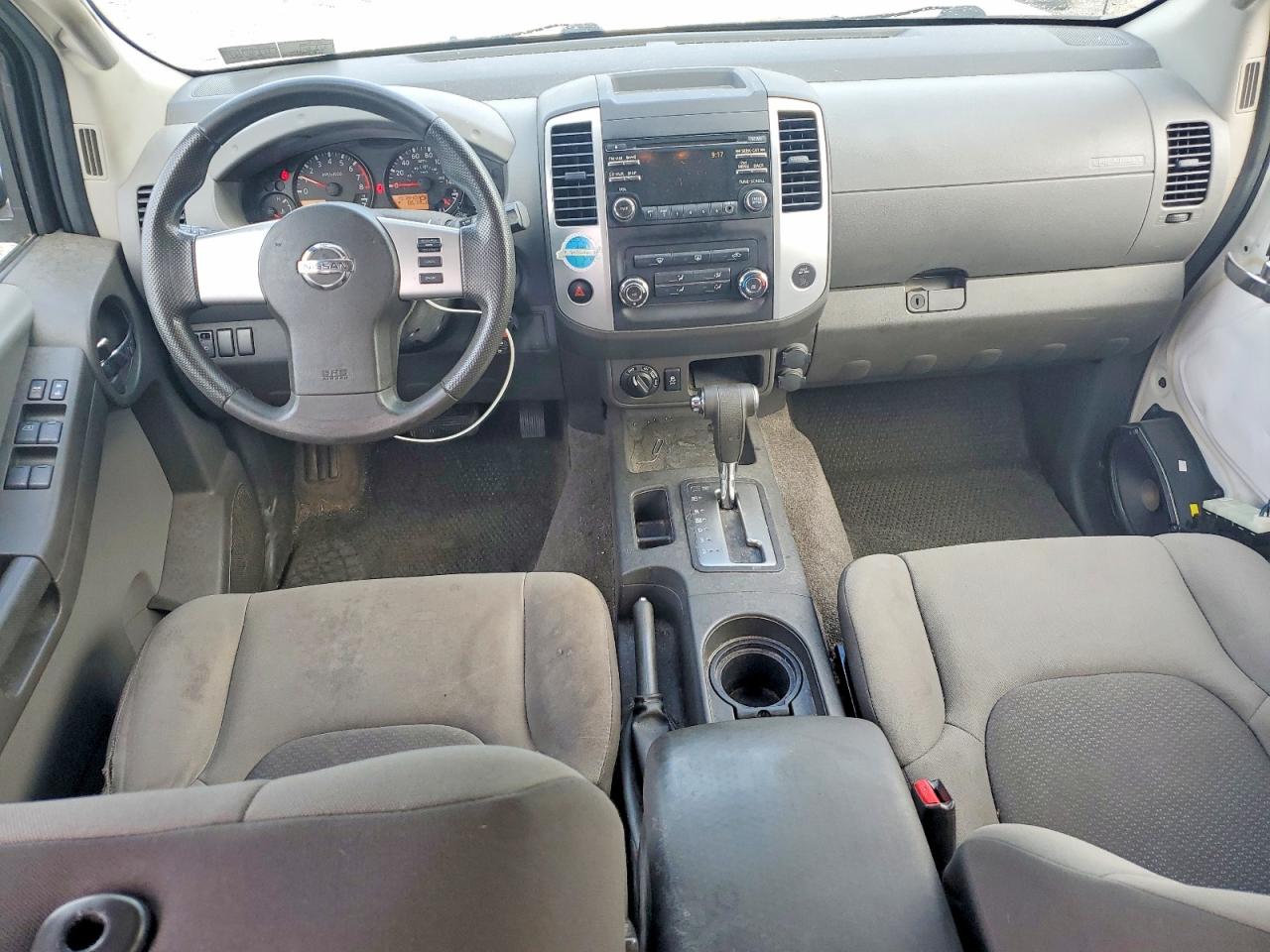 2013 Nissan Xterra X White vin: 5N1AN0NW6DN822065