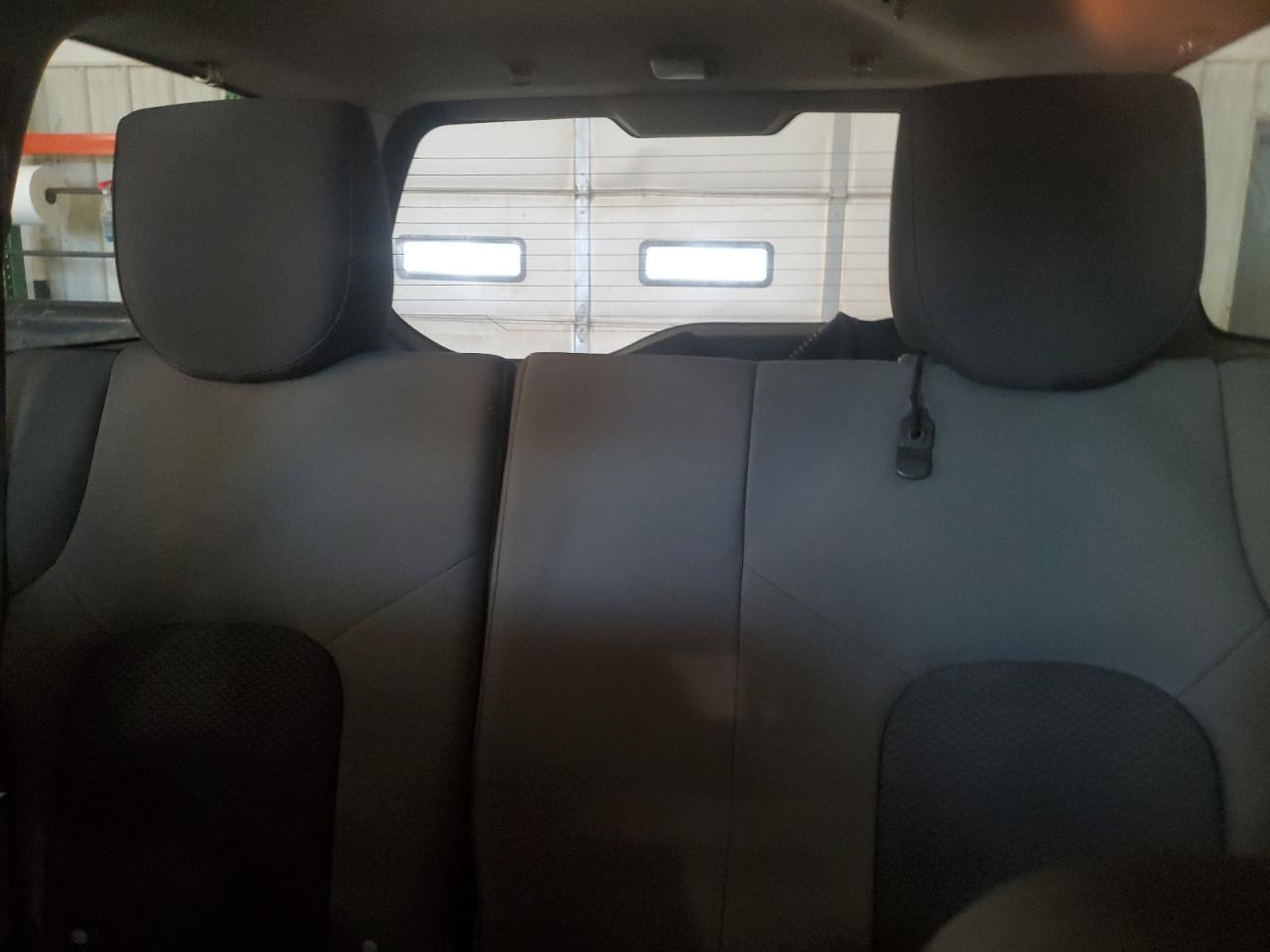 2015 Nissan Xterra X Gray vin: 5N1AN0NW6FN663311