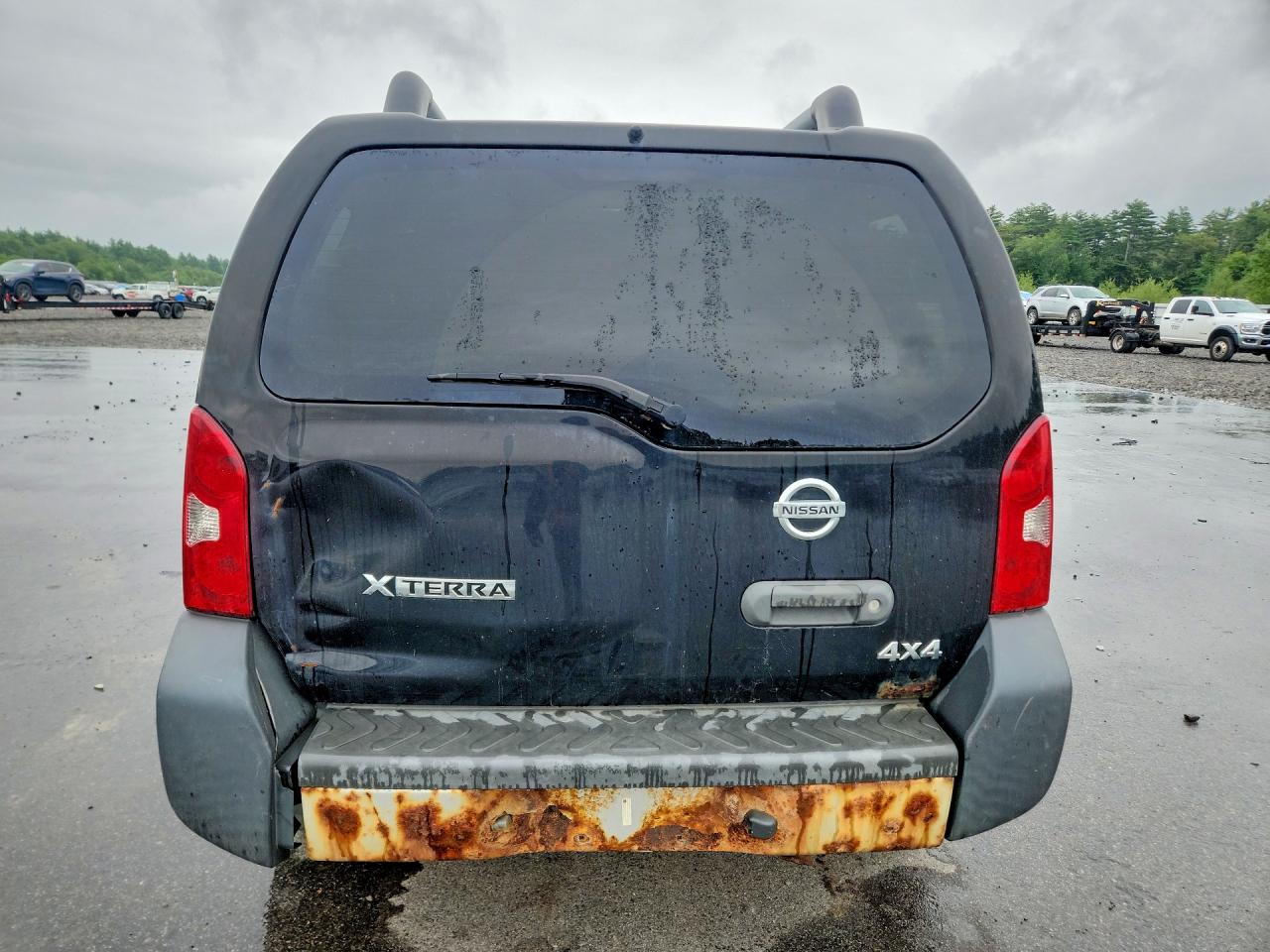 2010 Nissan Xterra X Black vin: 5N1AN0NW7AC518976
