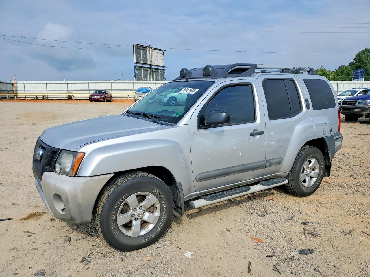 2013 Nissan Xterra X Silver vin: 5N1AN0NW7DN813830