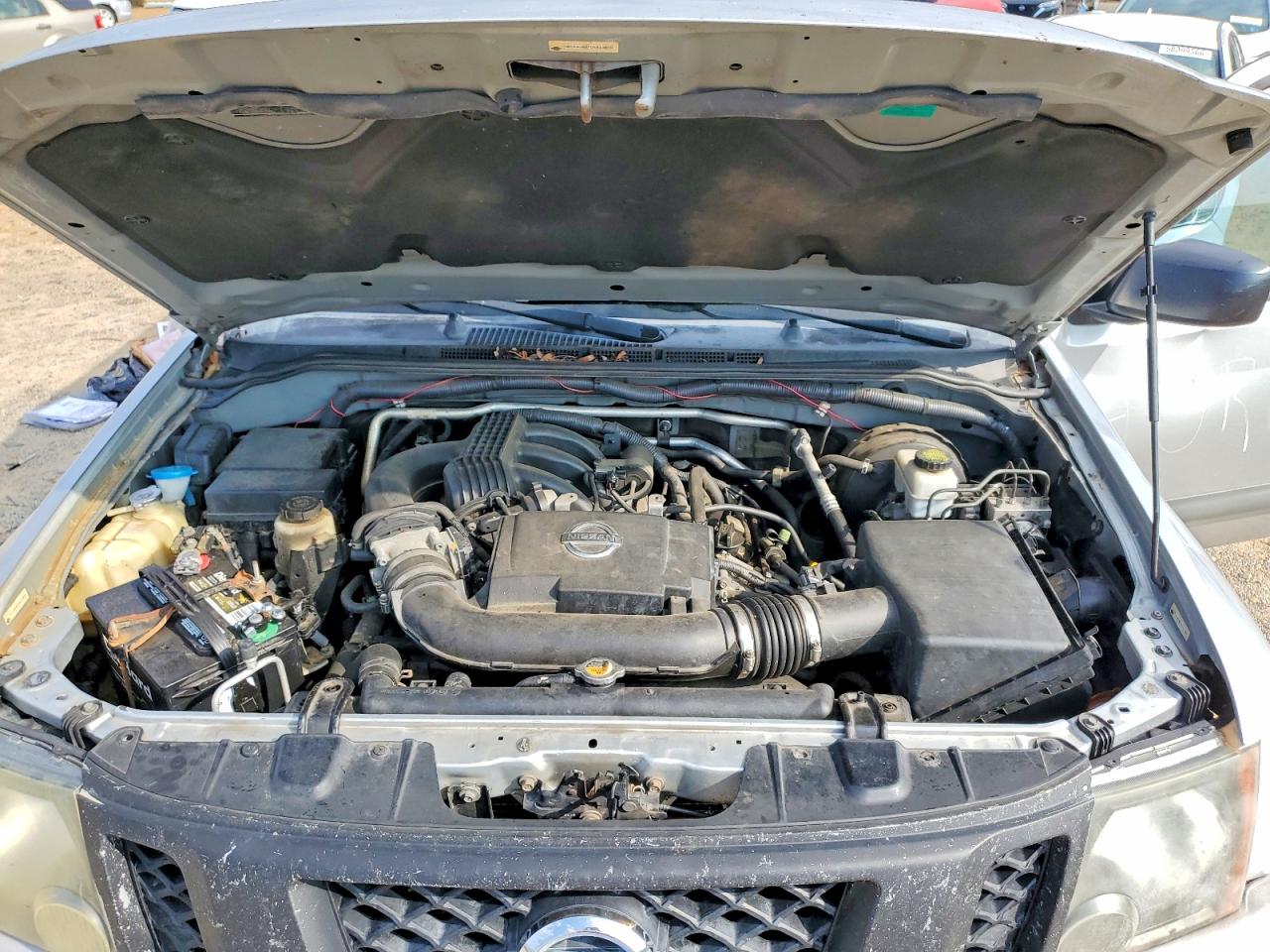 2013 Nissan Xterra X Silver vin: 5N1AN0NW7DN813830