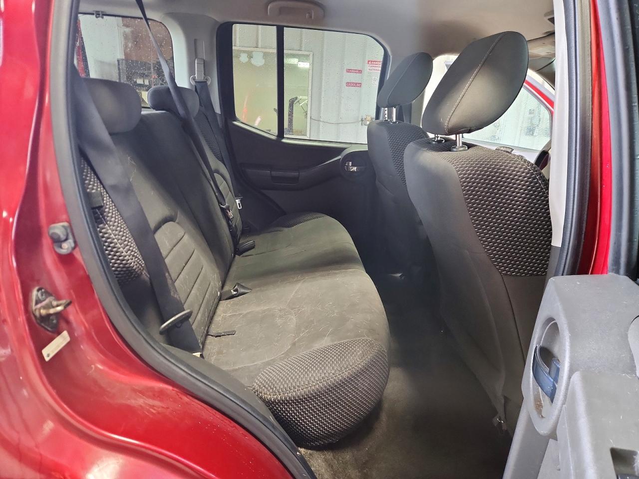 2015 Nissan Xterra Pro-4x Red vin: 5N1AN0NW7FN659719
