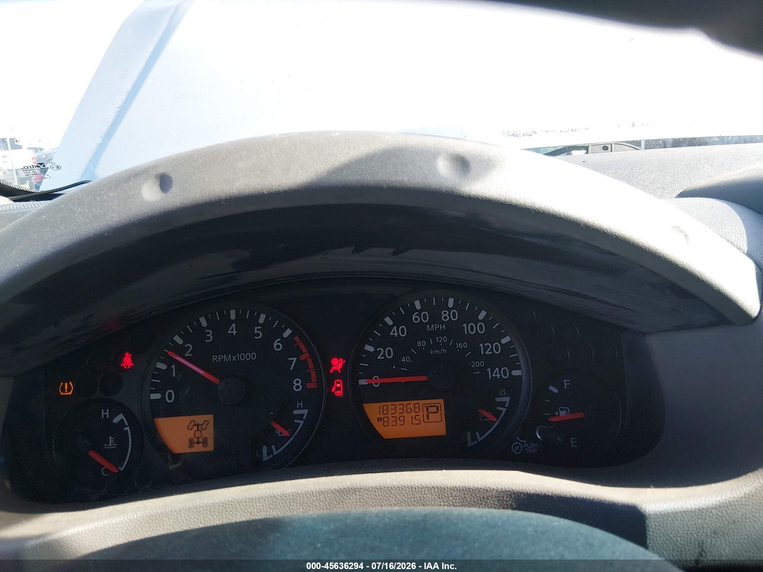 2013 Nissan Xterra S Серебряный vin: 5N1AN0NW8DN813979