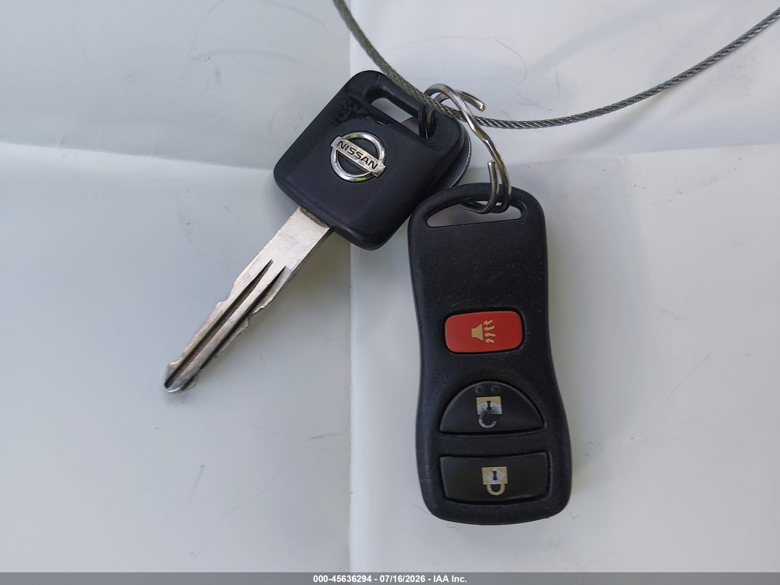 2013 Nissan Xterra S Серебряный vin: 5N1AN0NW8DN813979