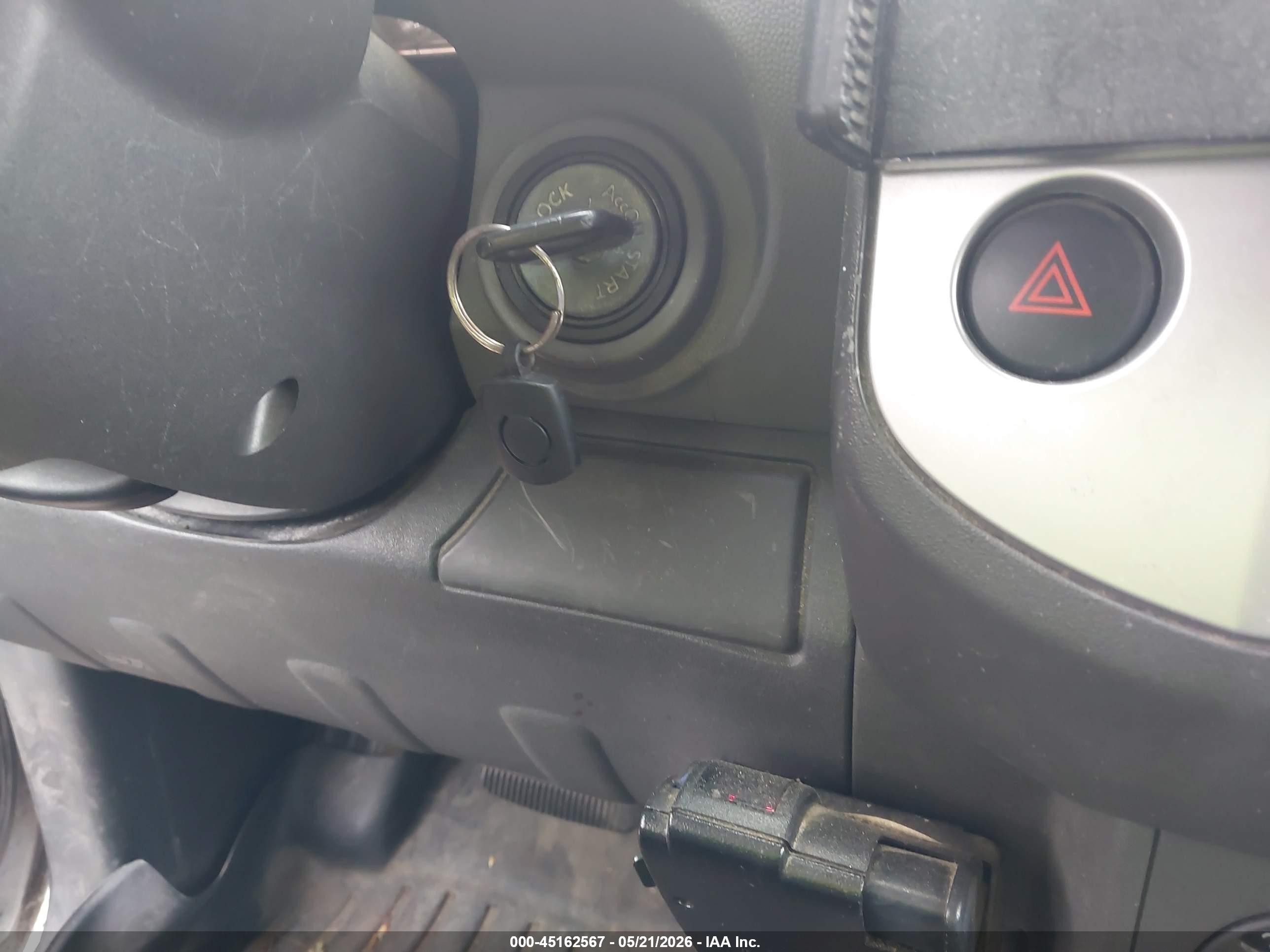2014 Nissan Xterra Pro-4x/s/x Silver vin: 5N1AN0NW8EN810047