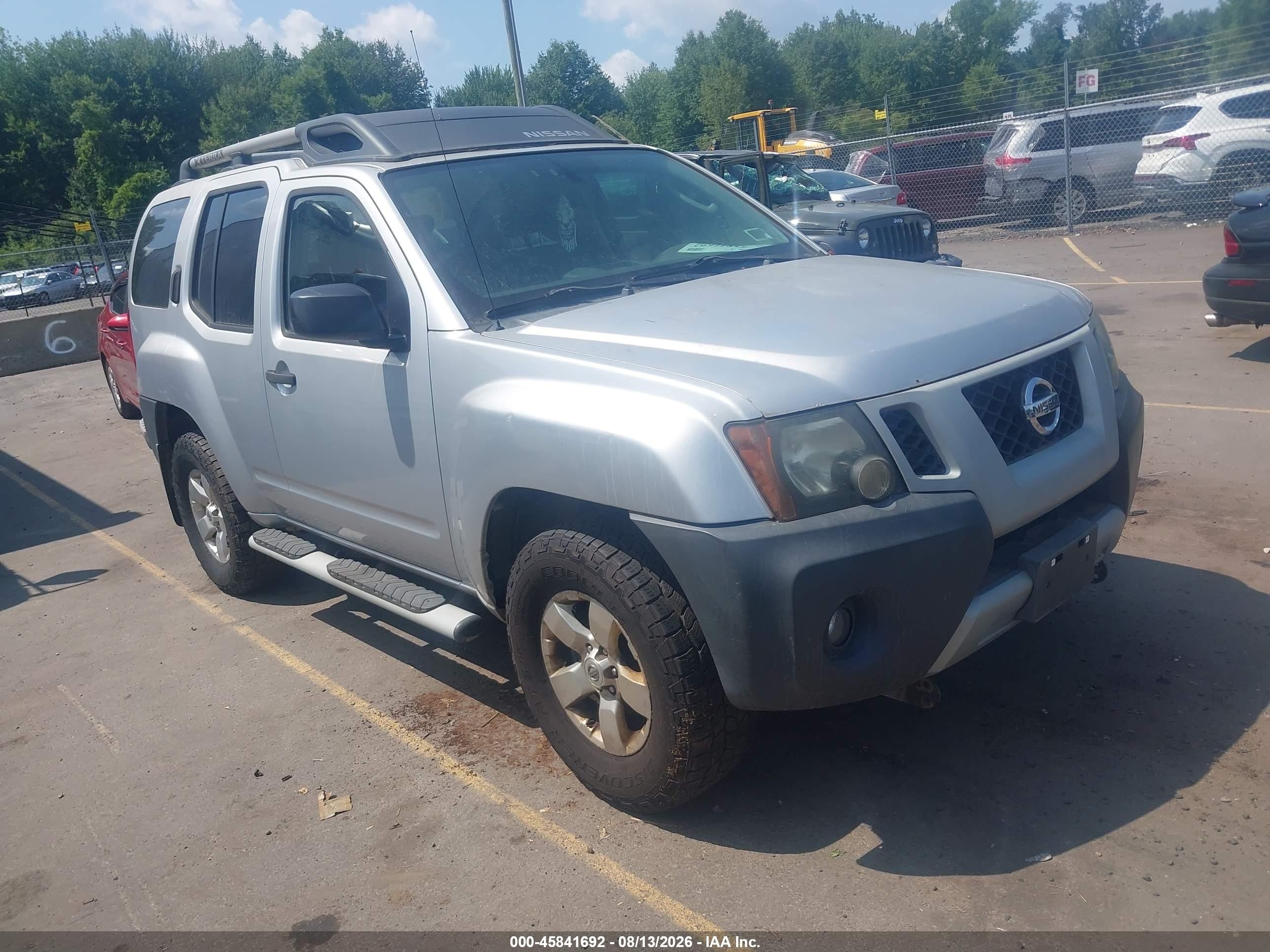 2010 Nissan Xterra S Silver vin: 5N1AN0NW9AC510975