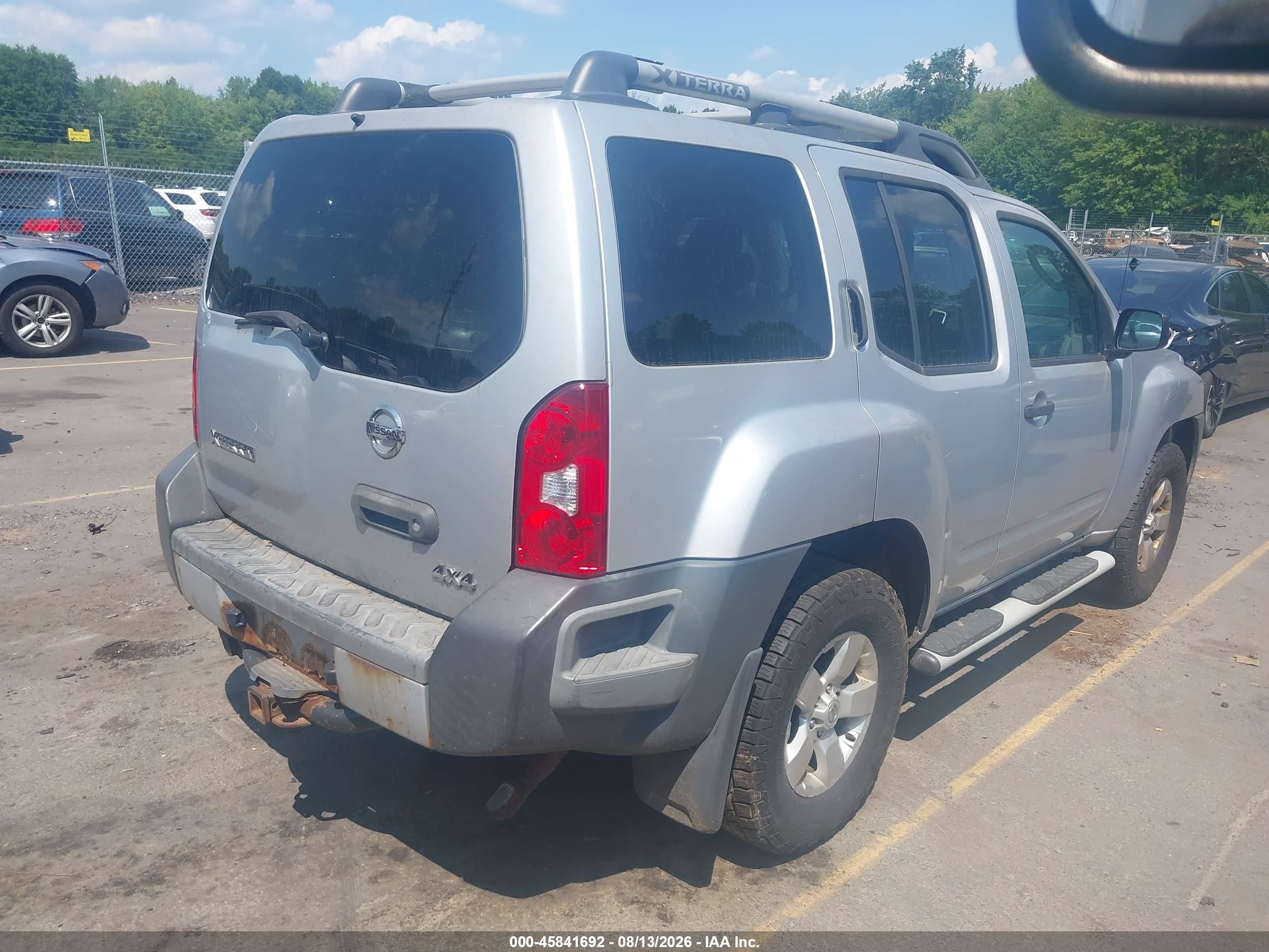 2010 Nissan Xterra S Silver vin: 5N1AN0NW9AC510975
