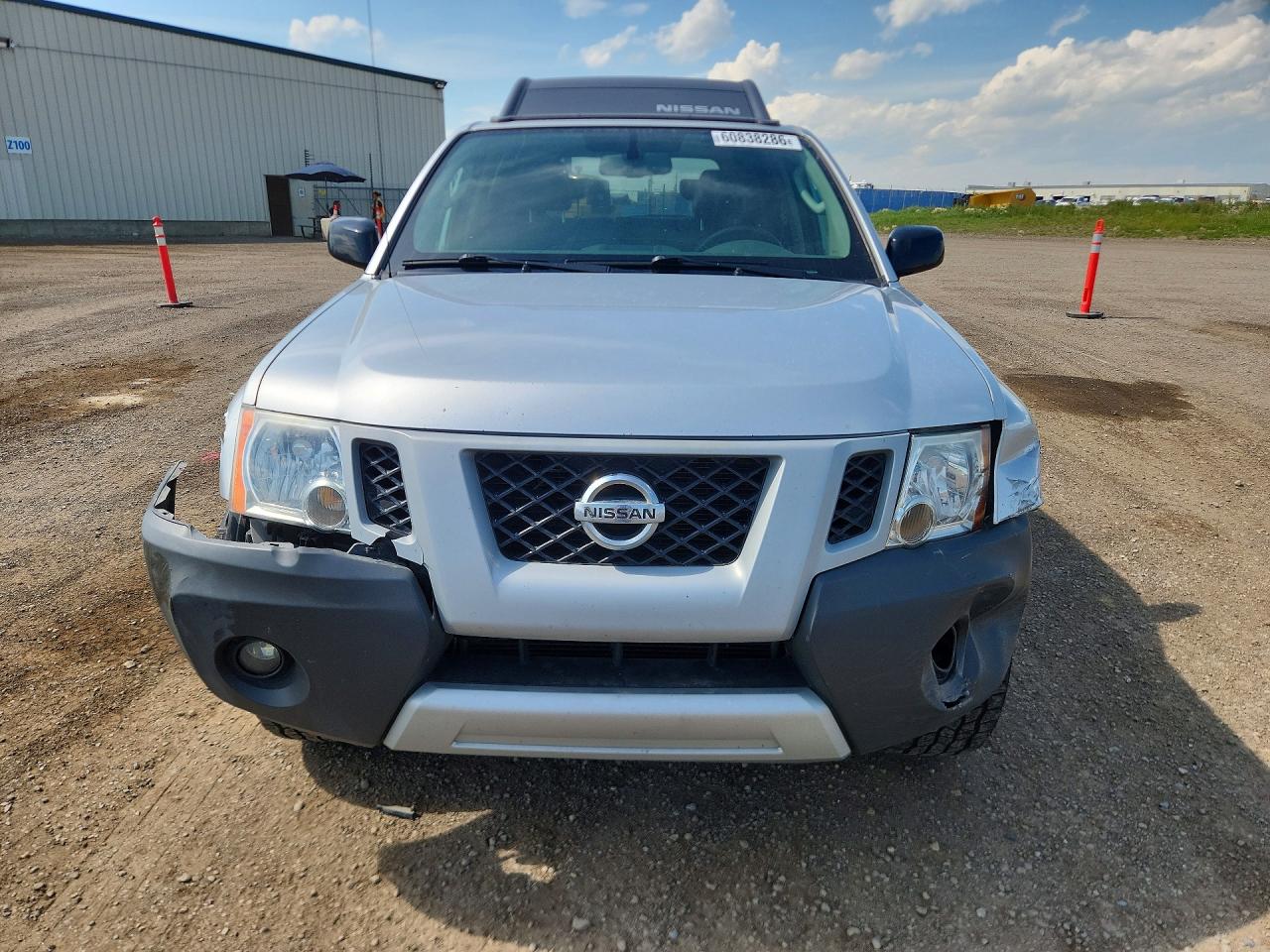 2010 Nissan Xterra X Silver vin: 5N1AN0NW9AC511592