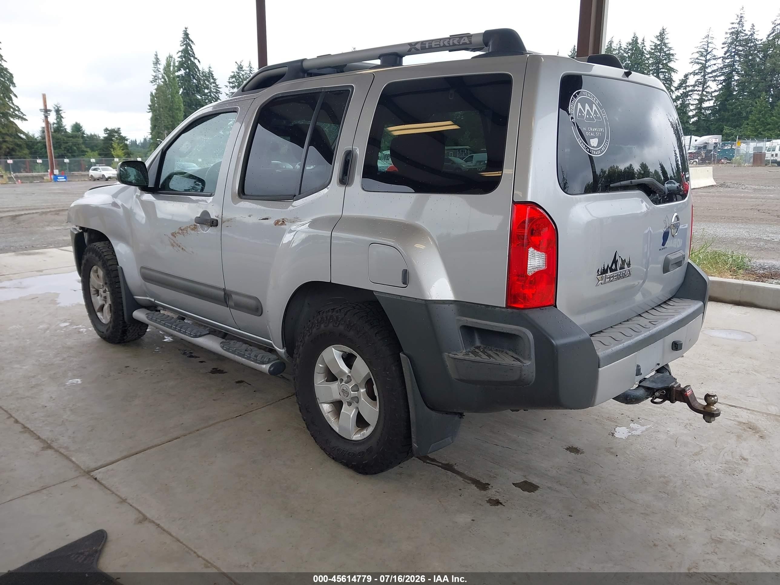 2013 Nissan Xterra S Silver vin: 5N1AN0NW9DN812906