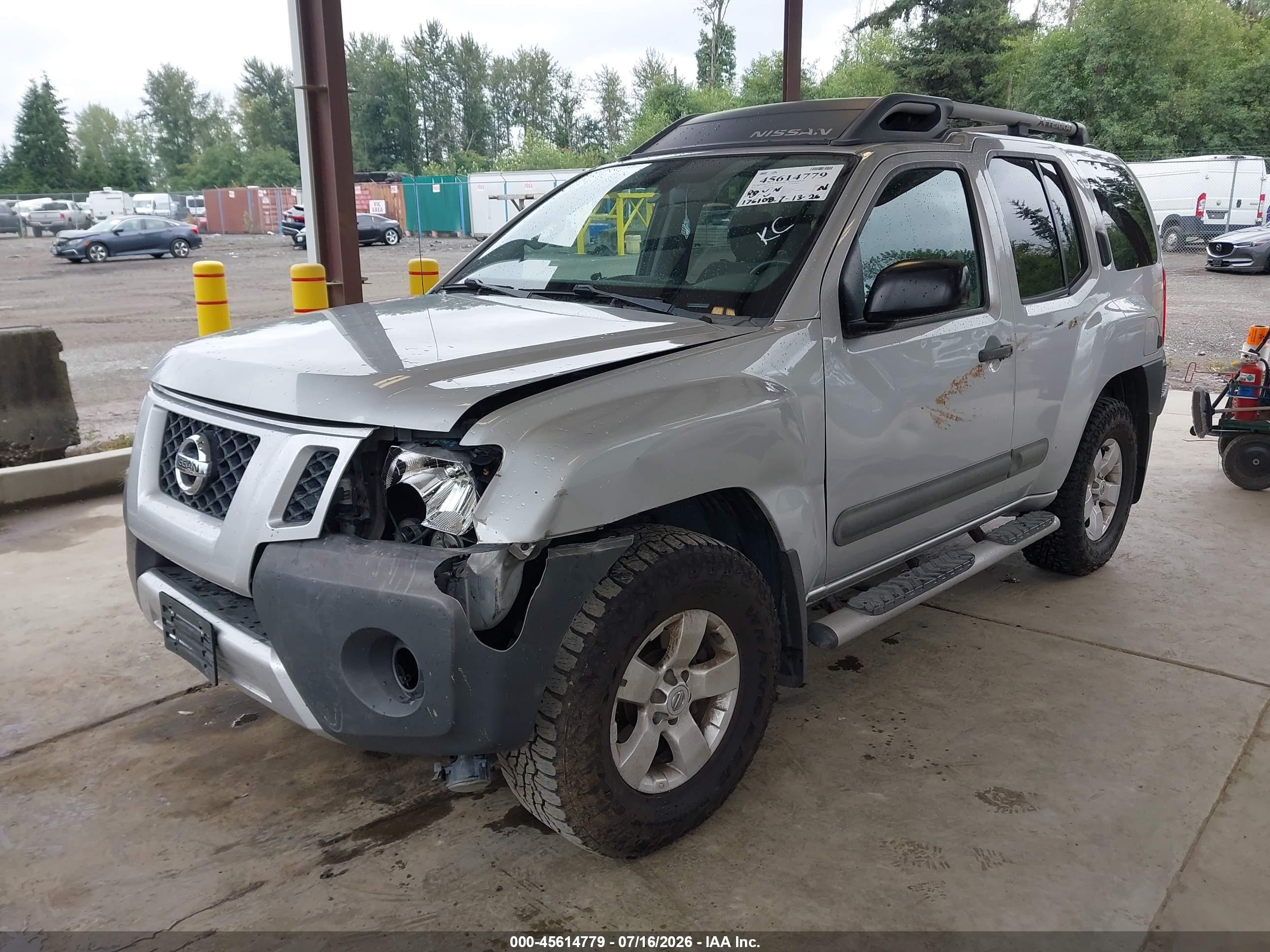 2013 Nissan Xterra S Silver vin: 5N1AN0NW9DN812906