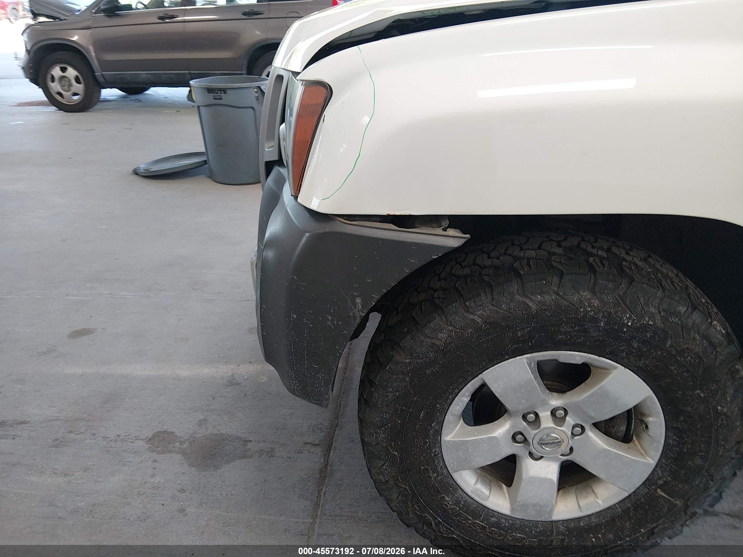 2013 Nissan Xterra S White vin: 5N1AN0NW9DN813537