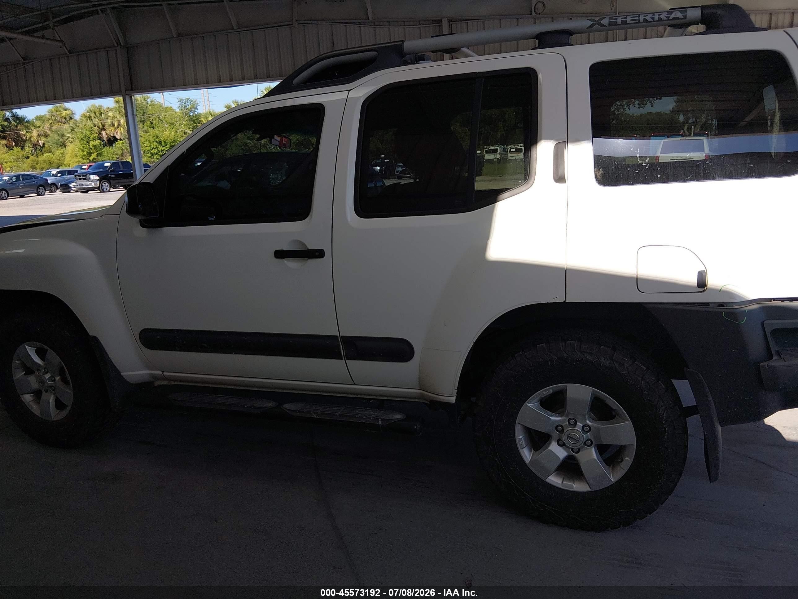 2013 Nissan Xterra S White vin: 5N1AN0NW9DN813537