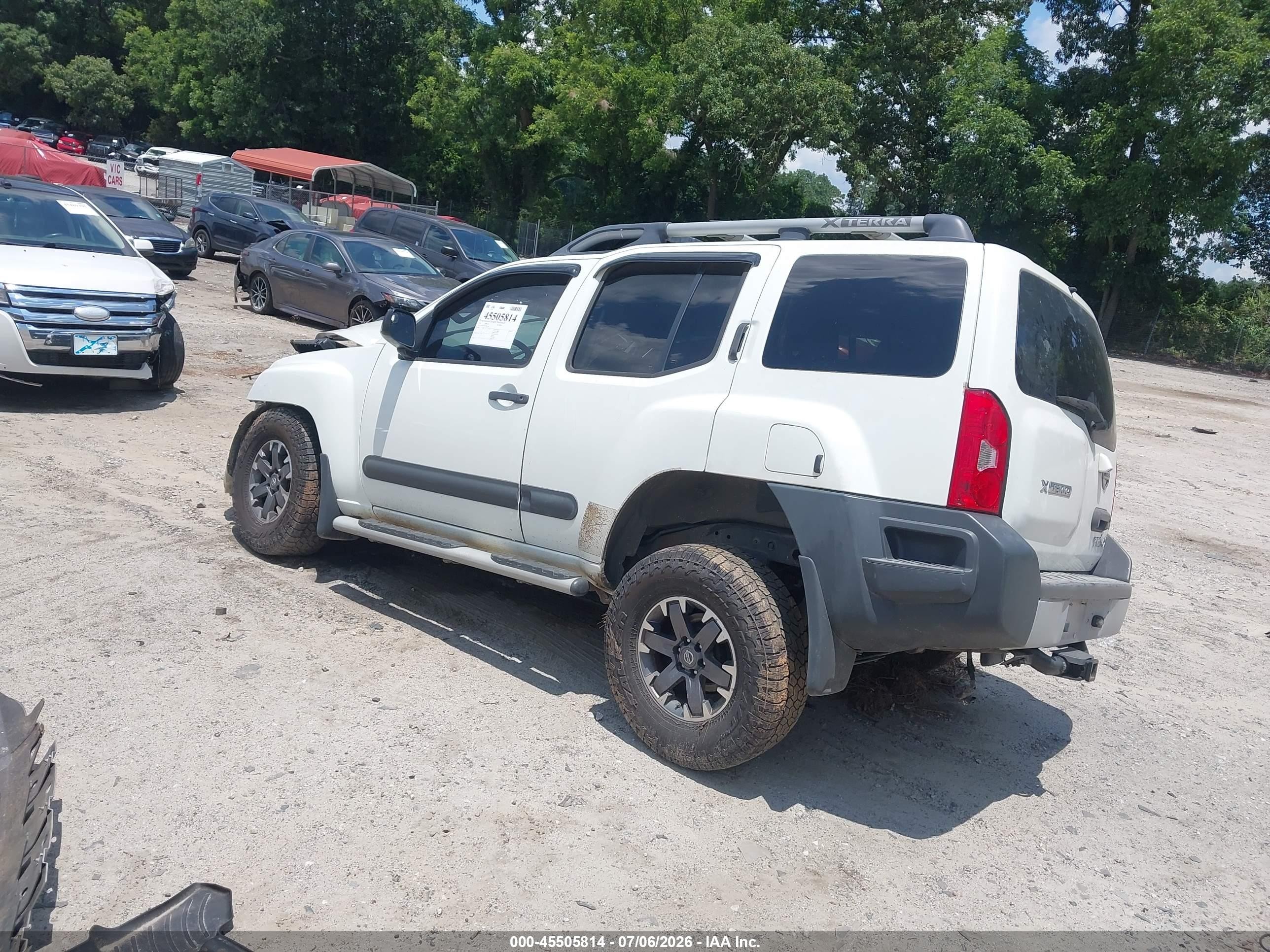 2014 Nissan Xterra Pro-4x Белый vin: 5N1AN0NW9EN813233