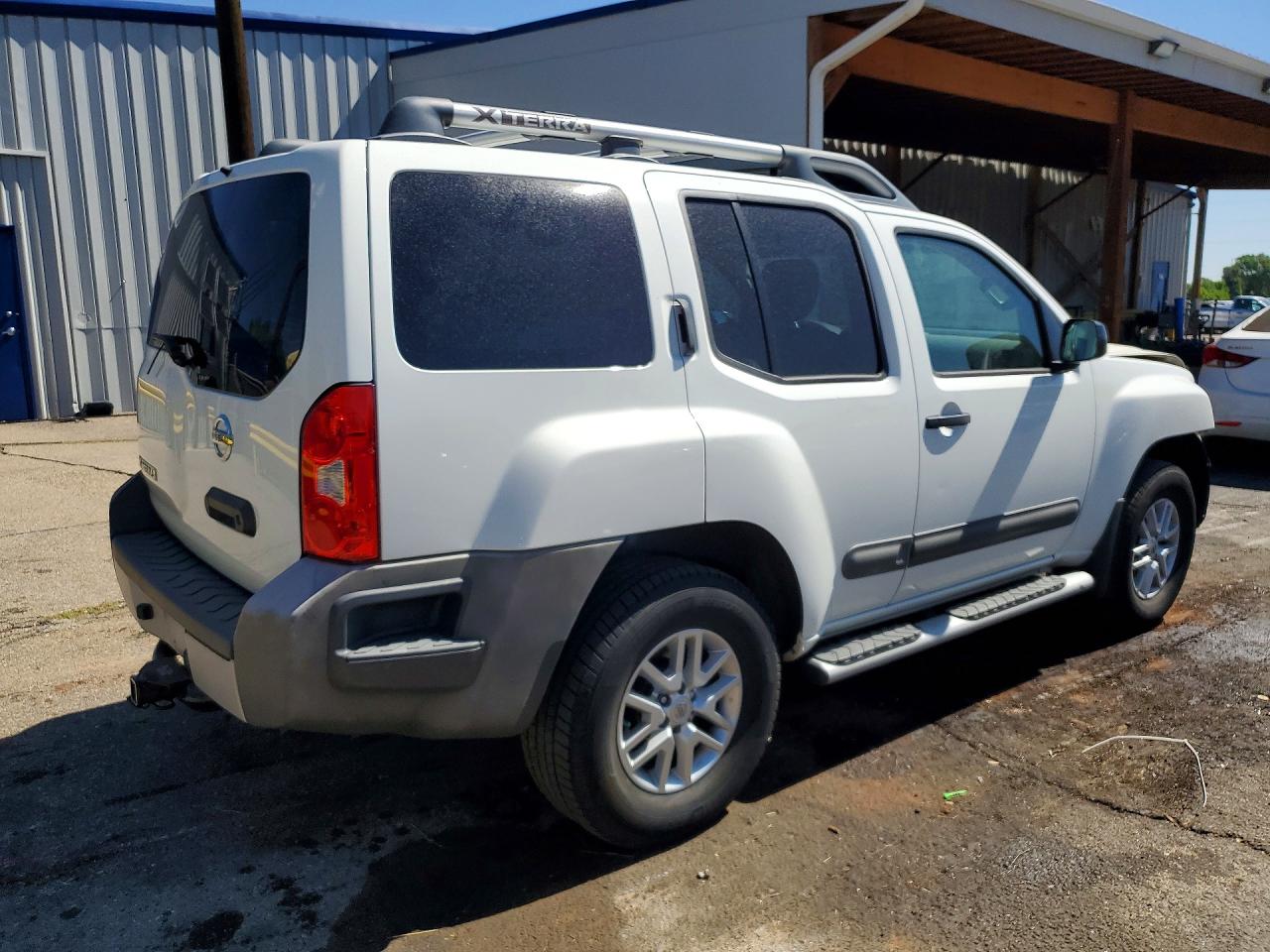 2015 Nissan Xterra S White vin: 5N1AN0NW9FN656840