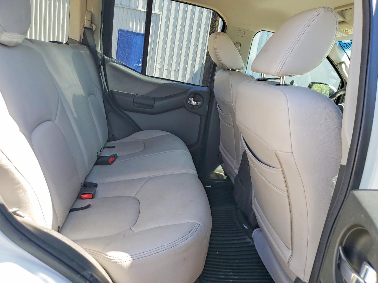 2015 Nissan Xterra S White vin: 5N1AN0NW9FN656840