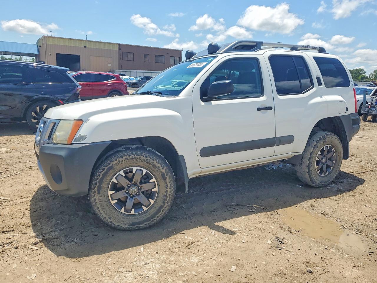 2015 Nissan Xterra Pro-4x White vin: 5N1AN0NW9FN658734