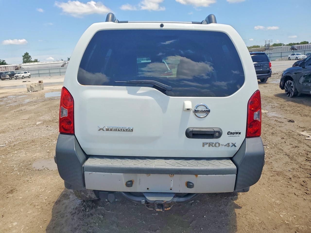 2015 Nissan Xterra Pro-4x White vin: 5N1AN0NW9FN658734