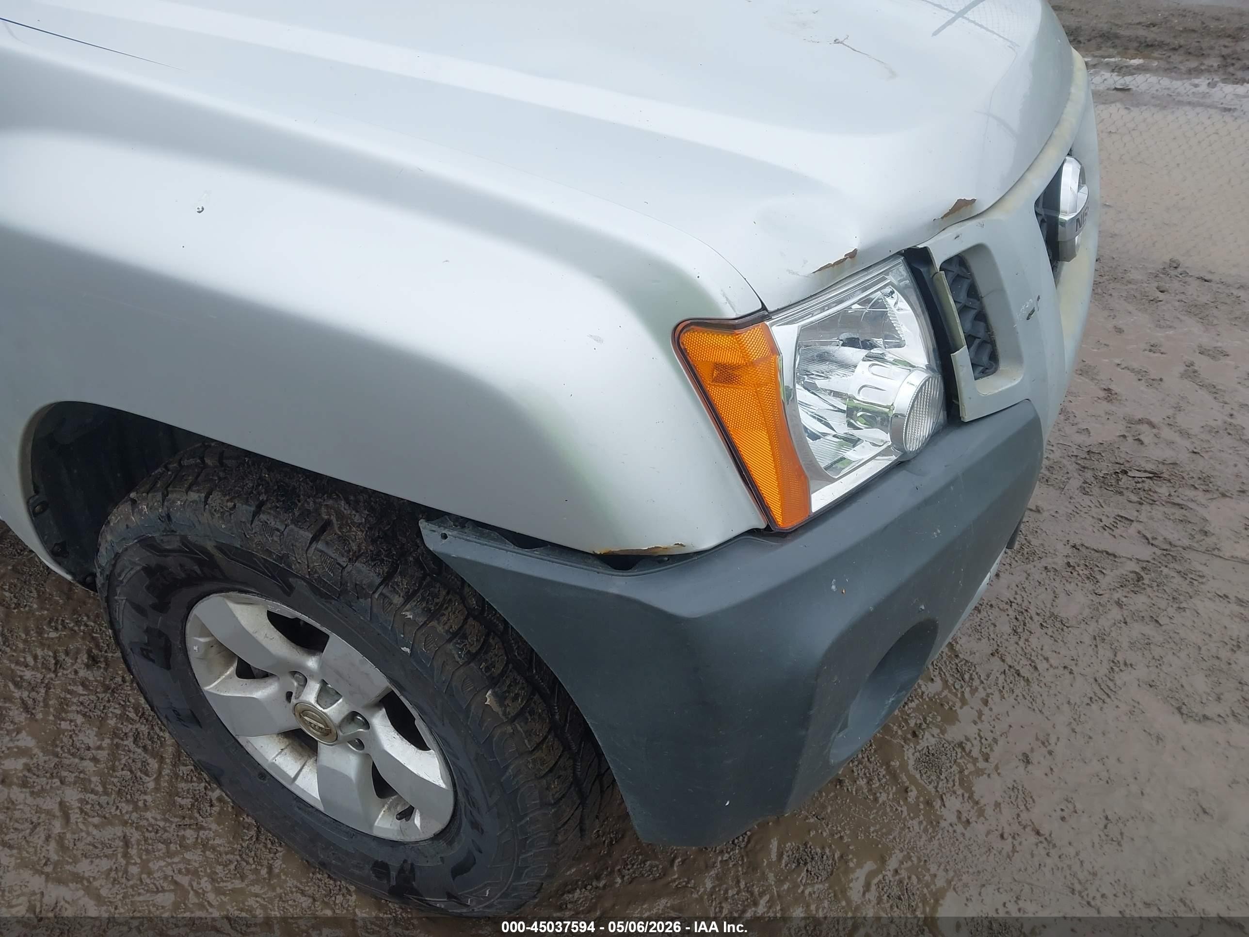 2011 Nissan Xterra S Серебряный vin: 5N1AN0NWXBC521226