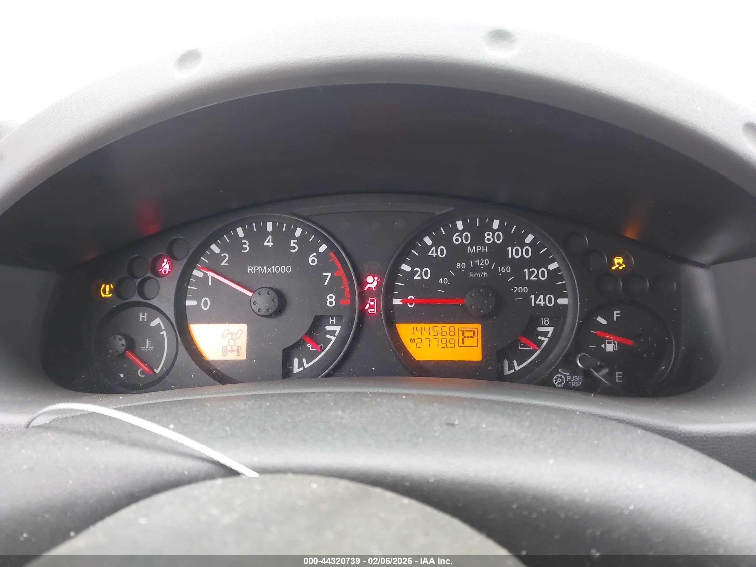 2014 Nissan Xterra S Red vin: 5N1AN0NWXEN808509