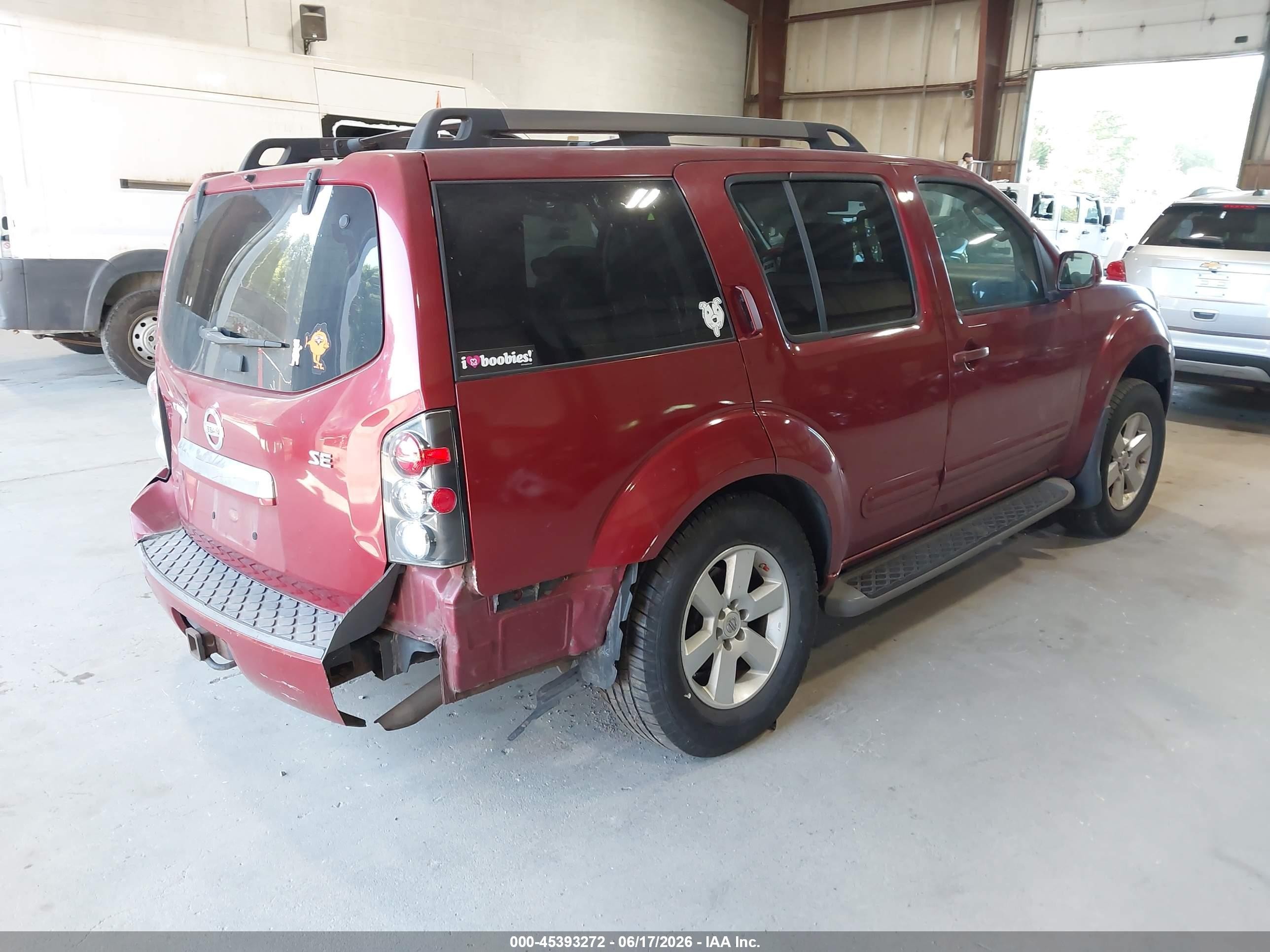 2008 Nissan Pathfinder S/le/se Red vin: 5N1AR18B18C610162
