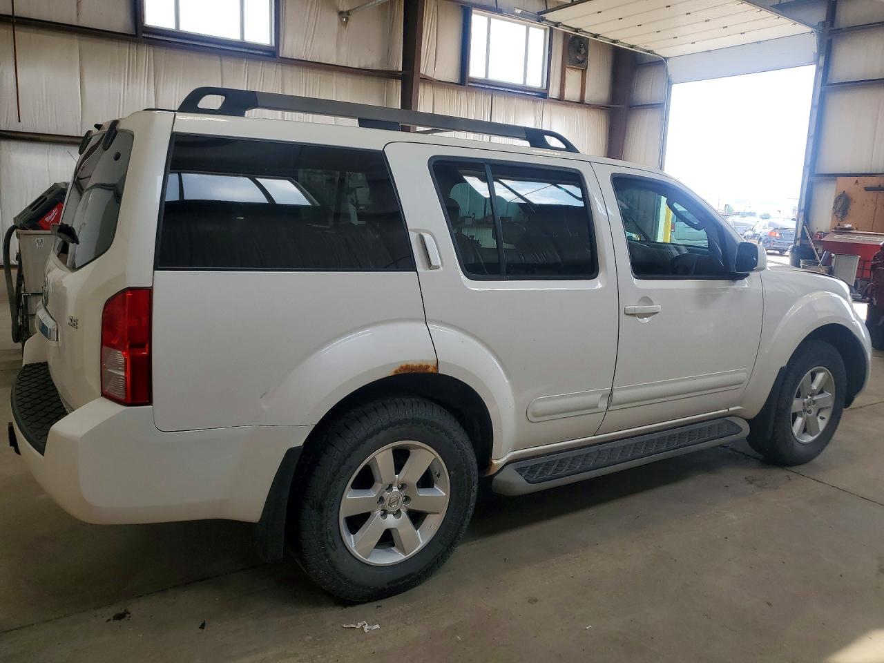 2008 Nissan Pathfinder S Белый vin: 5N1AR18B18C661211