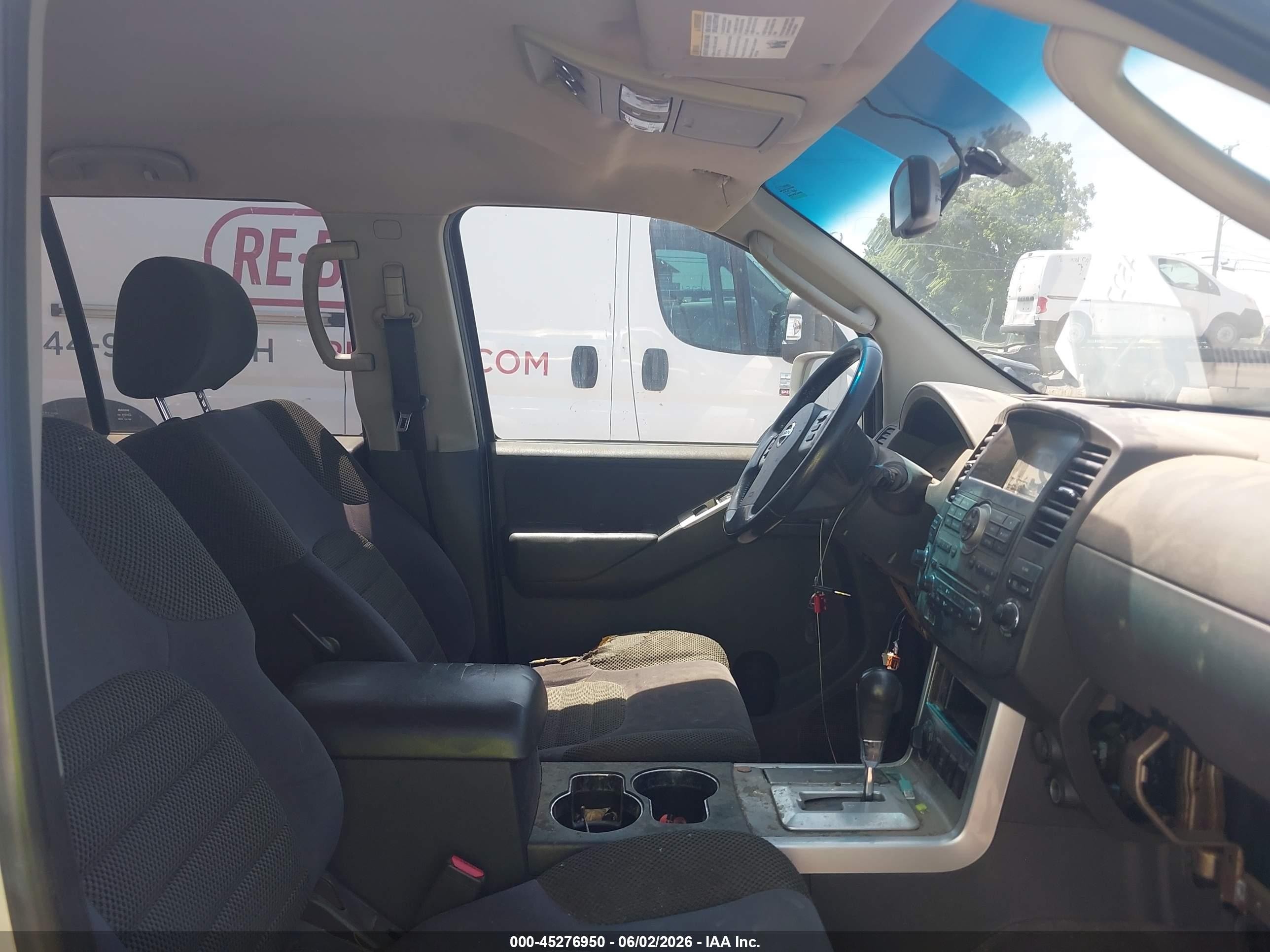 2008 Nissan Pathfinder Se Silver vin: 5N1AR18B18C666487