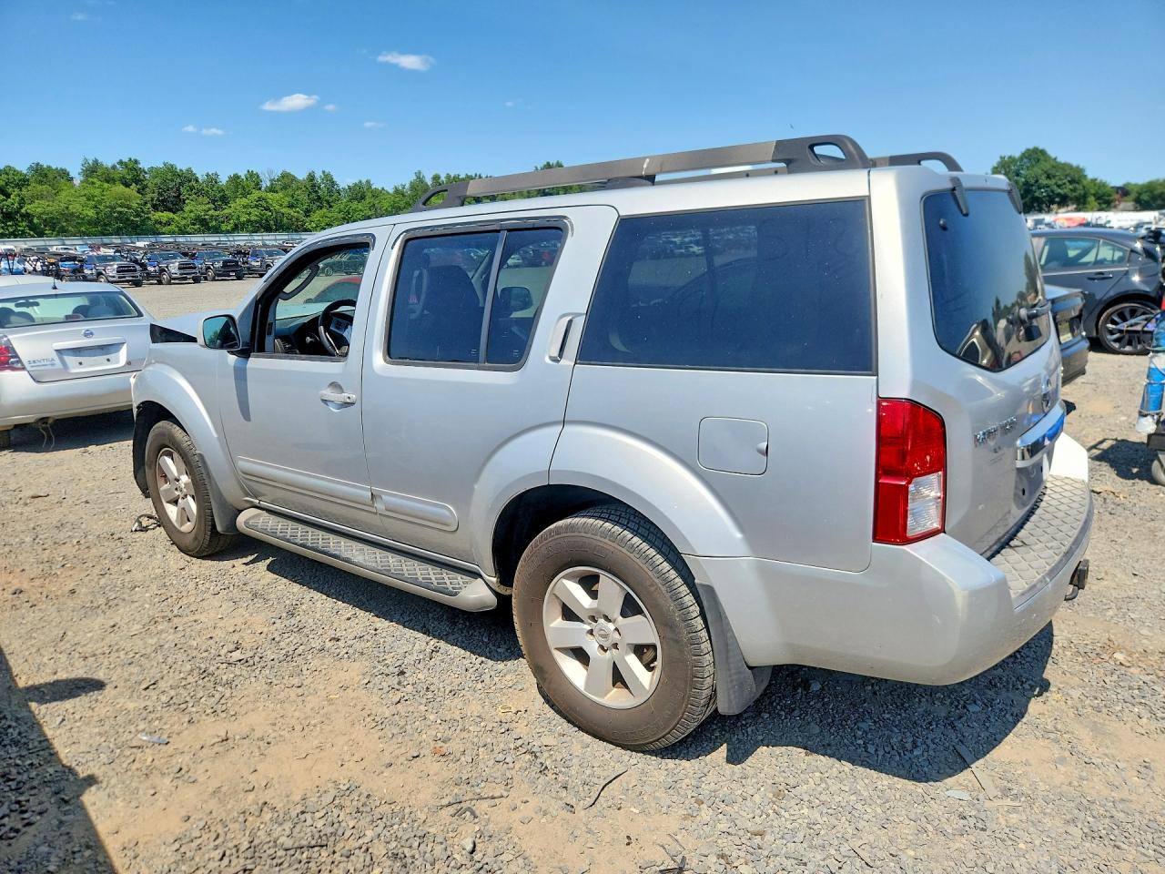 2008 Nissan Pathfinder S Silver vin: 5N1AR18B28C631750