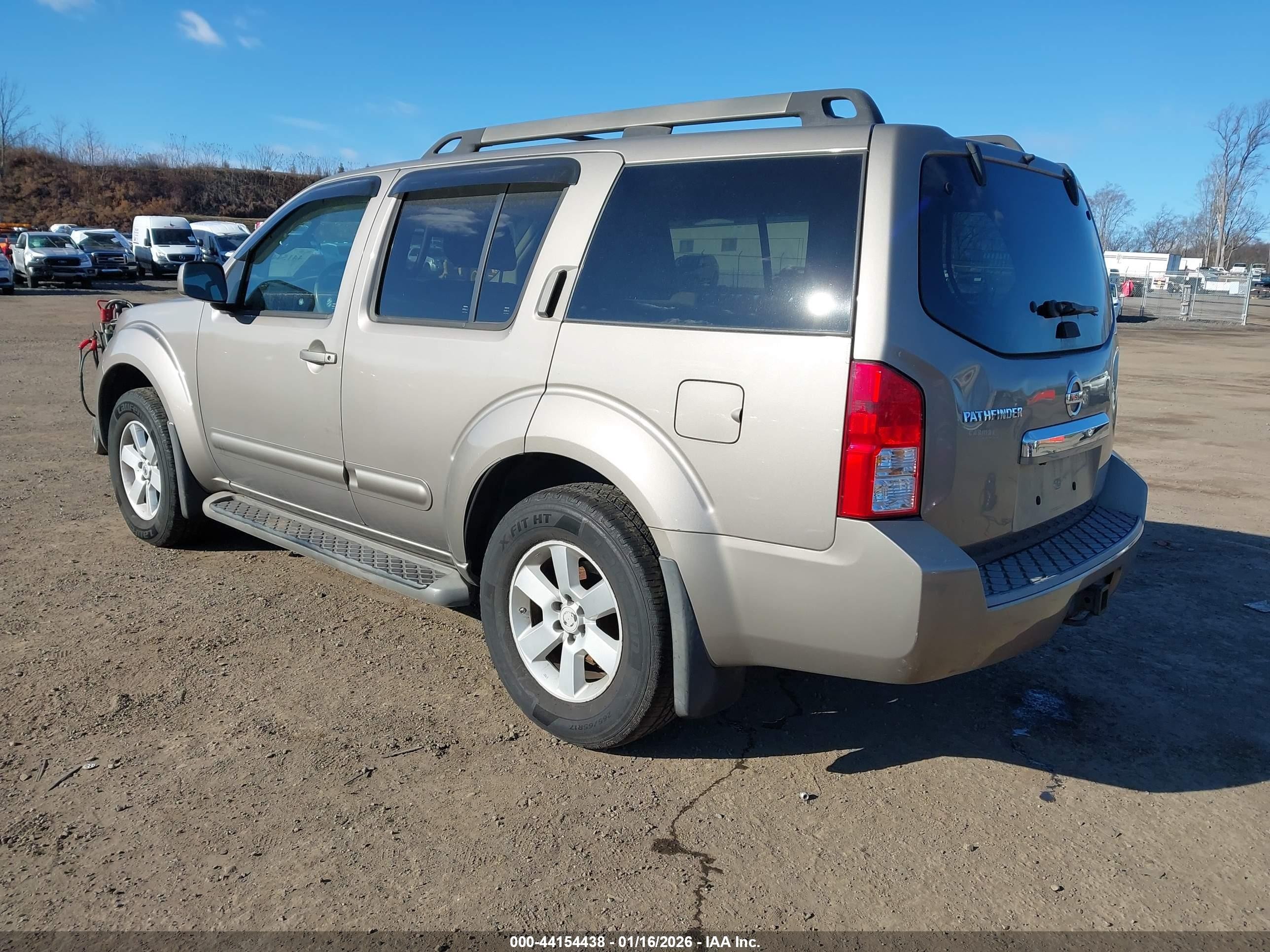 2008 Nissan Pathfinder Se Beige vin: 5N1AR18B28C636897