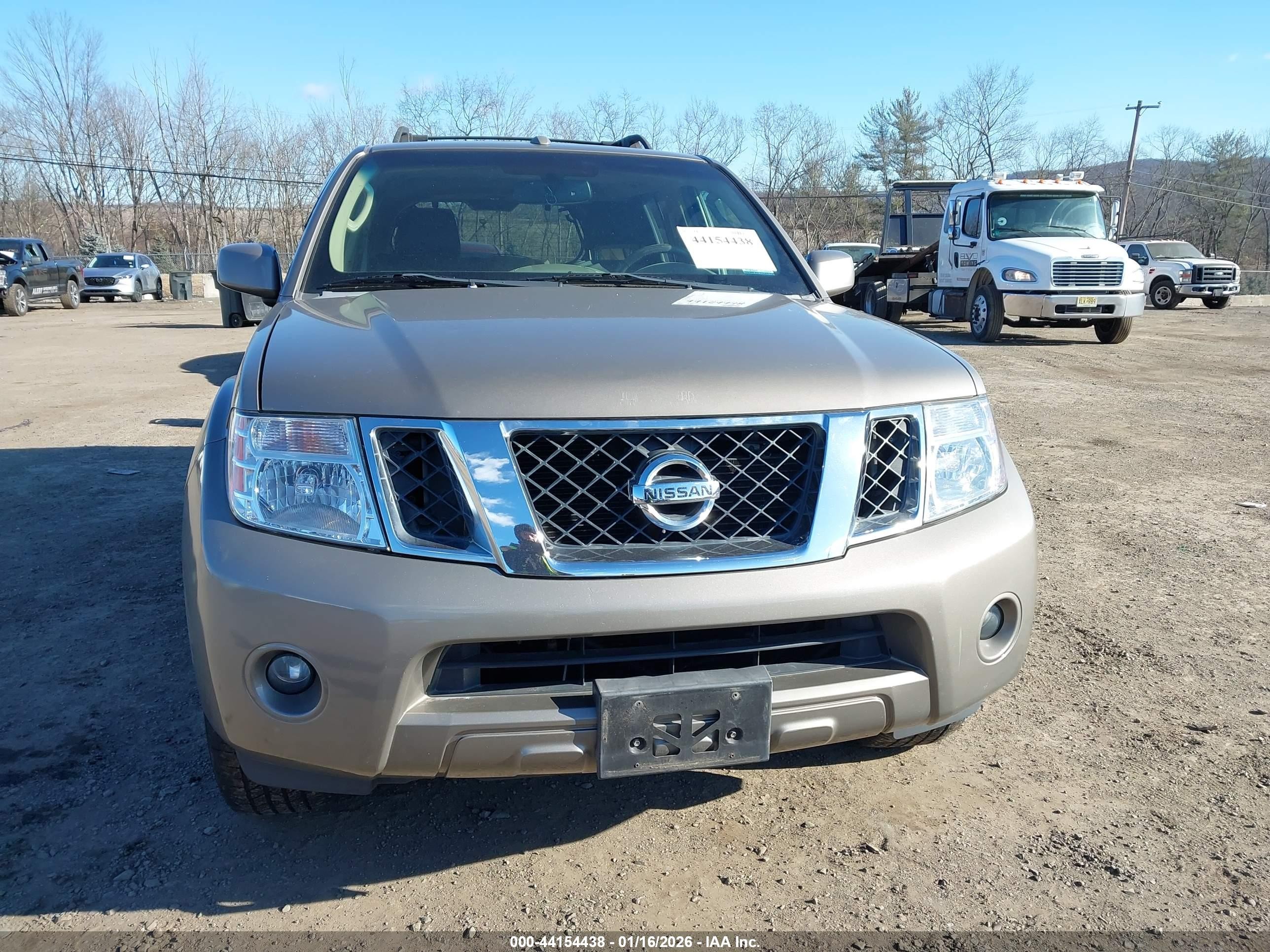 2008 Nissan Pathfinder Se Beige vin: 5N1AR18B28C636897