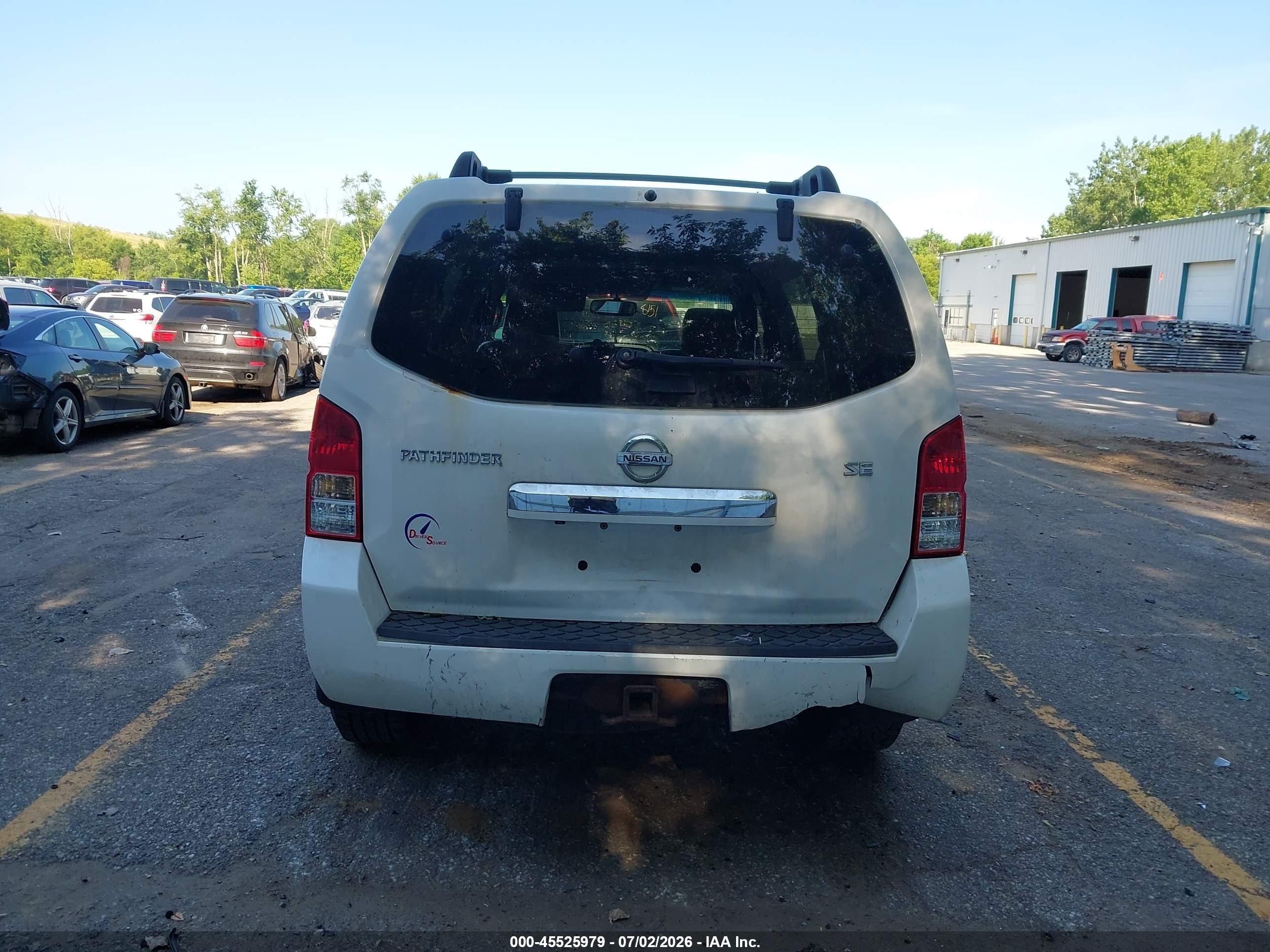 2008 Nissan Pathfinder Se White vin: 5N1AR18B28C648872