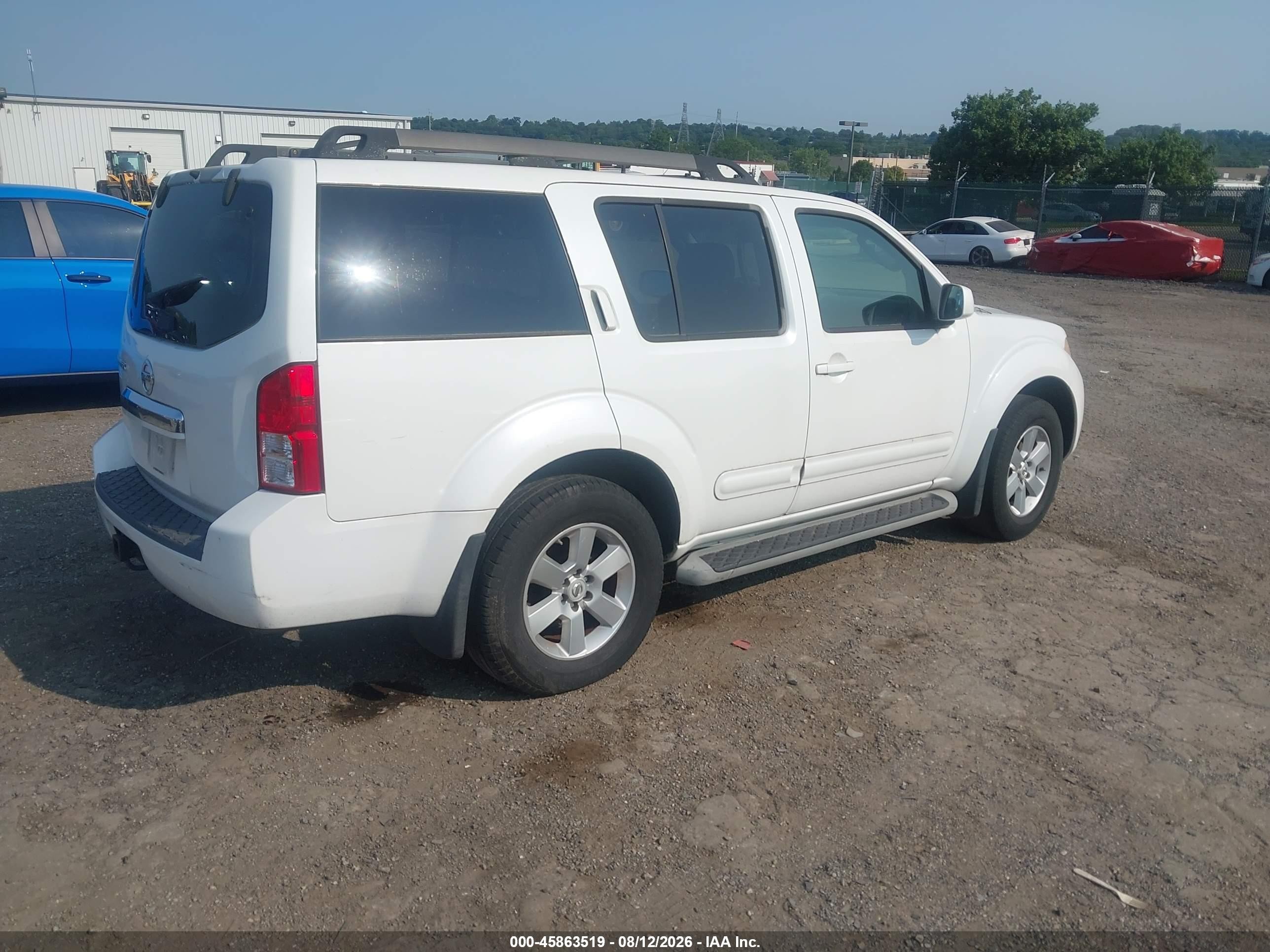 2008 Nissan Pathfinder Se Белый vin: 5N1AR18B28C665221