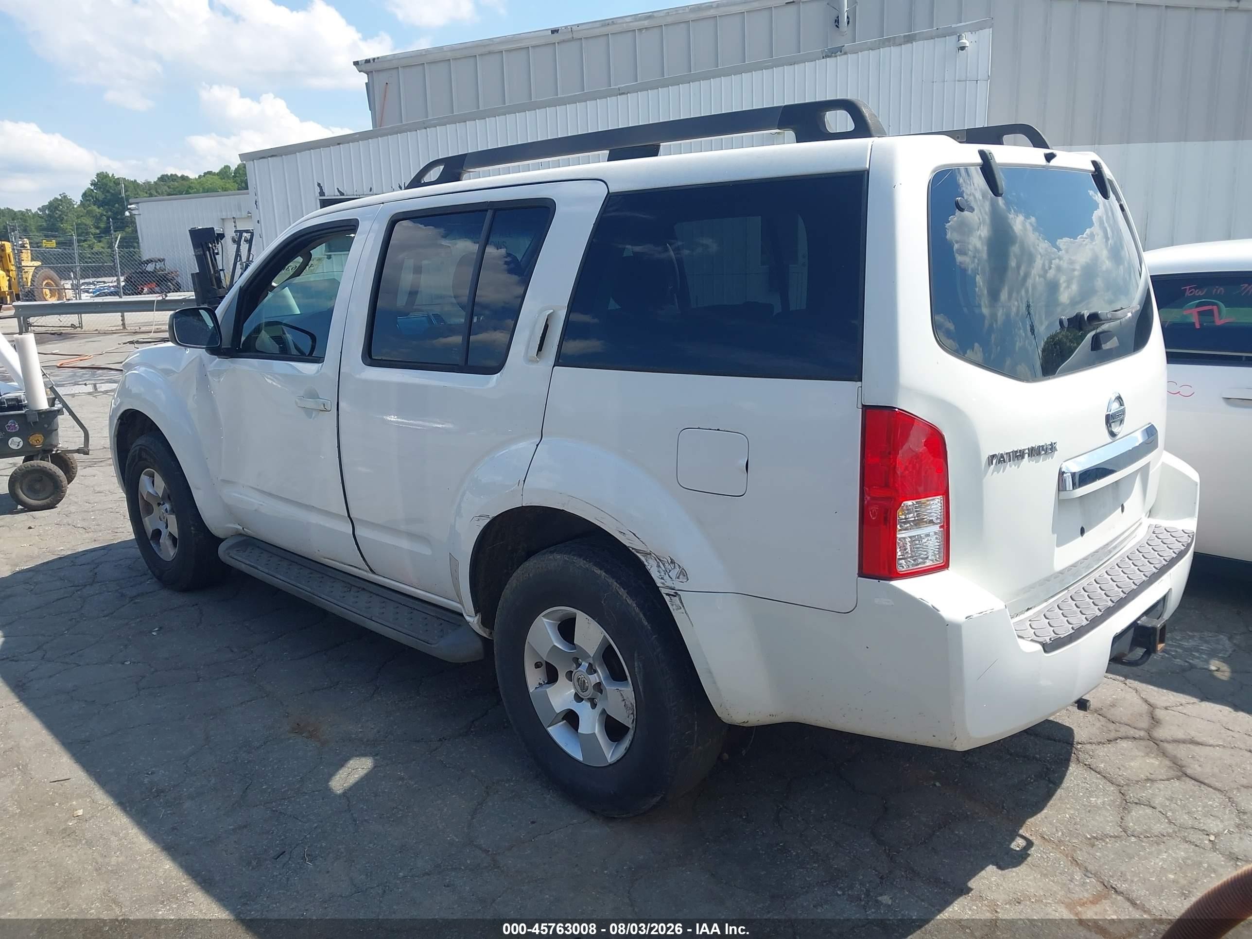 2008 Nissan Pathfinder S White vin: 5N1AR18B38C623947