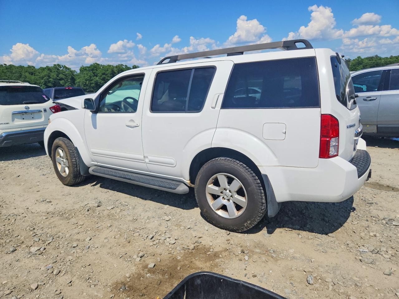 2008 Nissan Pathfinder S White vin: 5N1AR18B38C638884