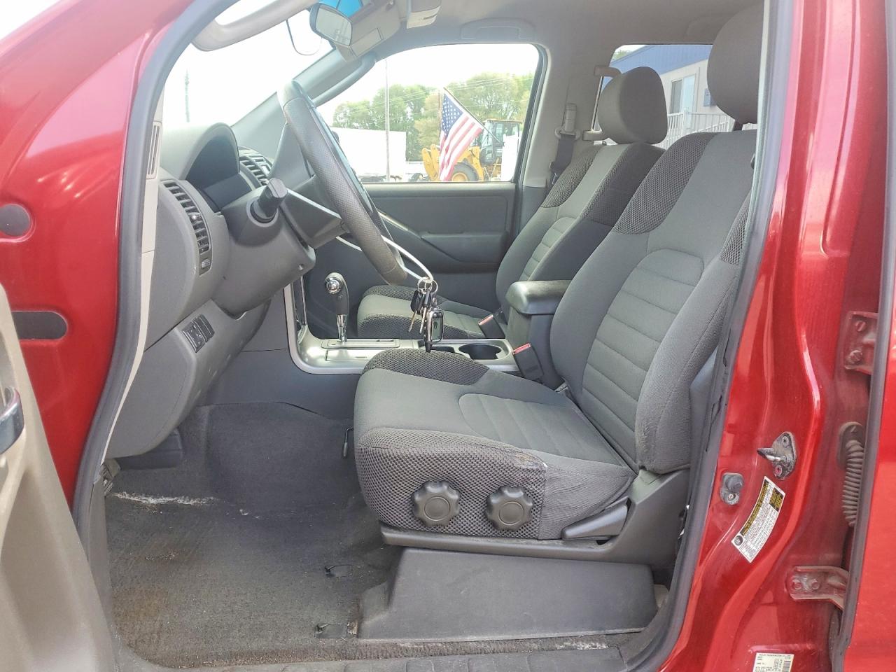 2009 Nissan Pathfinder S Red vin: 5N1AR18B39C602016