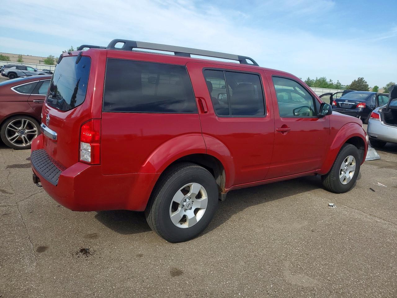2009 Nissan Pathfinder S Red vin: 5N1AR18B39C602016