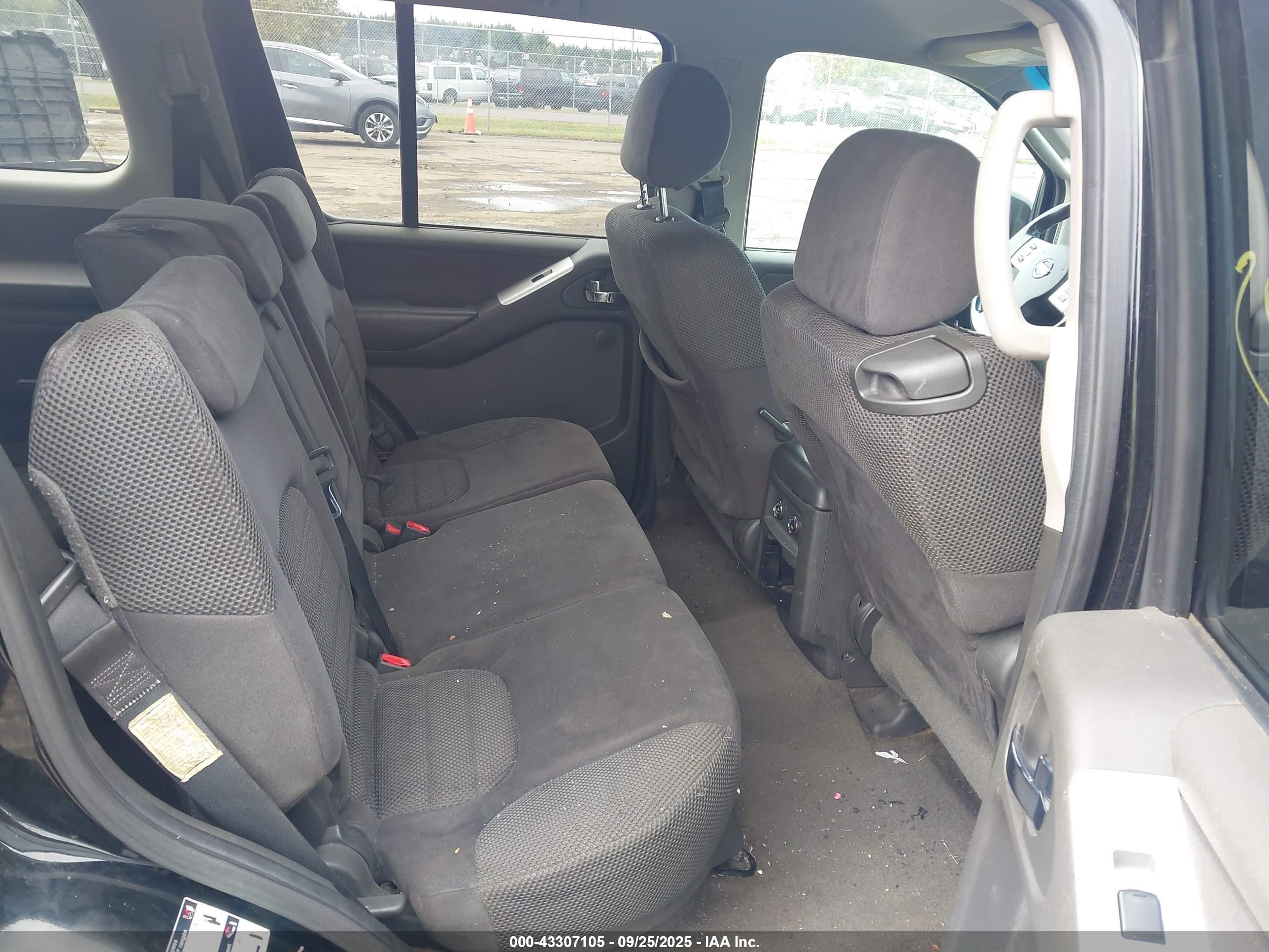 2009 Nissan Pathfinder Se Black vin: 5N1AR18B49C617107