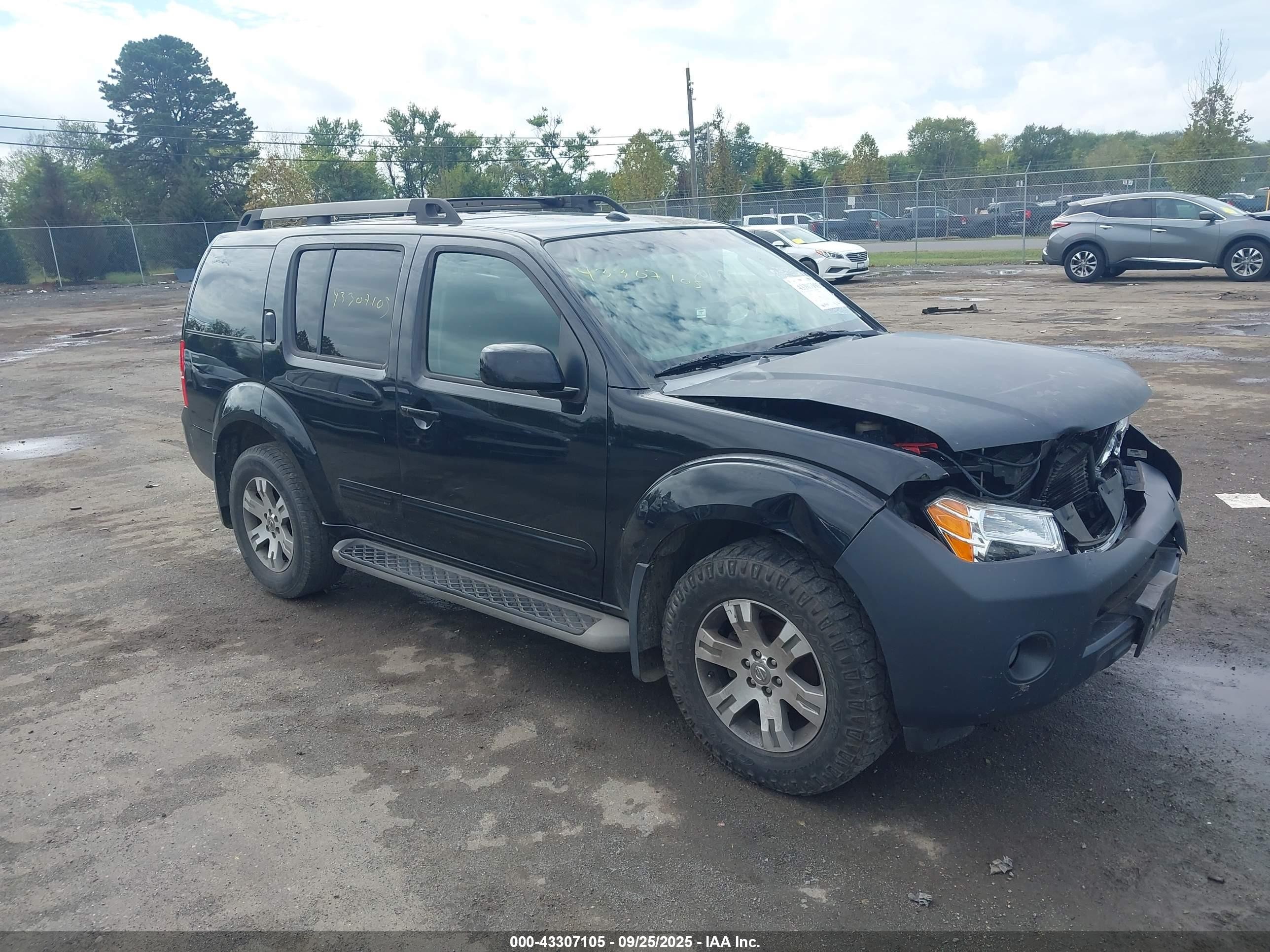 2009 Nissan Pathfinder Se Black vin: 5N1AR18B49C617107