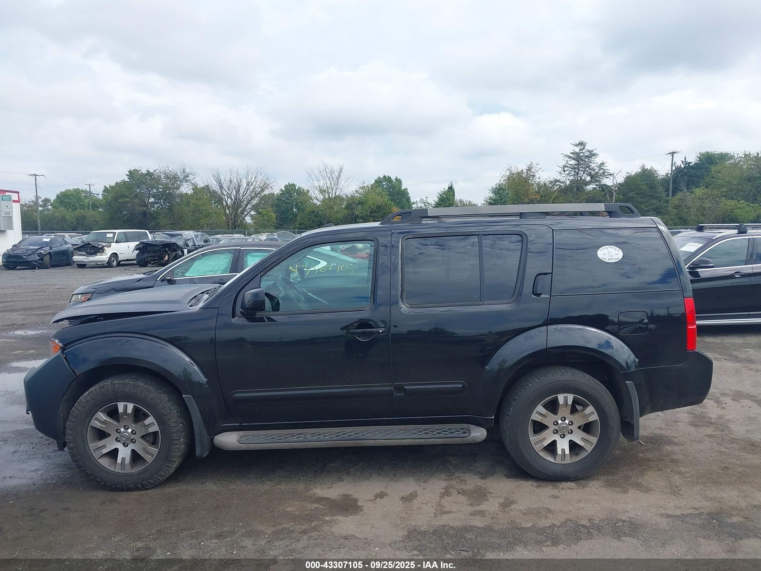2009 Nissan Pathfinder Se Black vin: 5N1AR18B49C617107