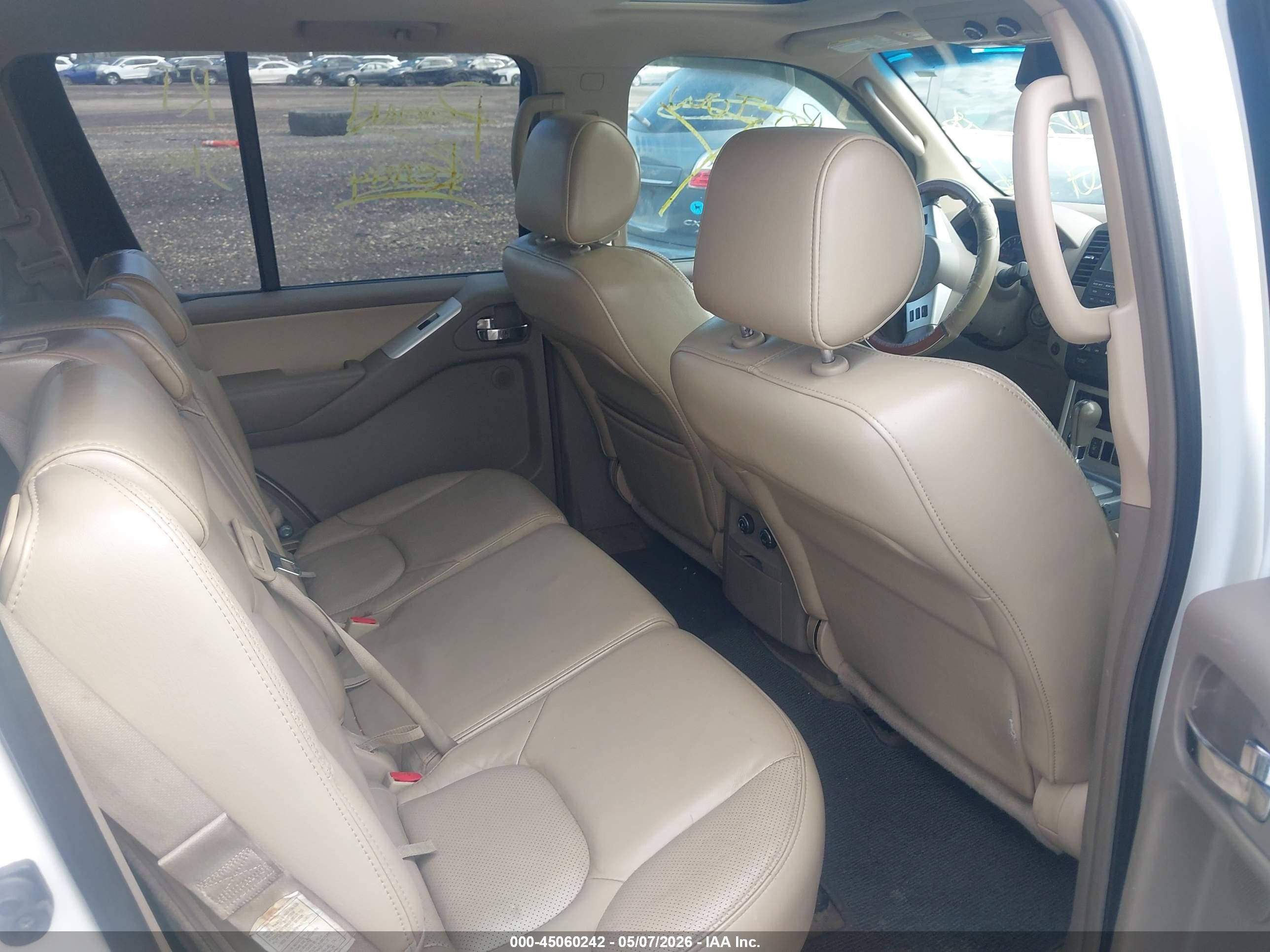 2008 Nissan Pathfinder Se Белый vin: 5N1AR18B58C631287