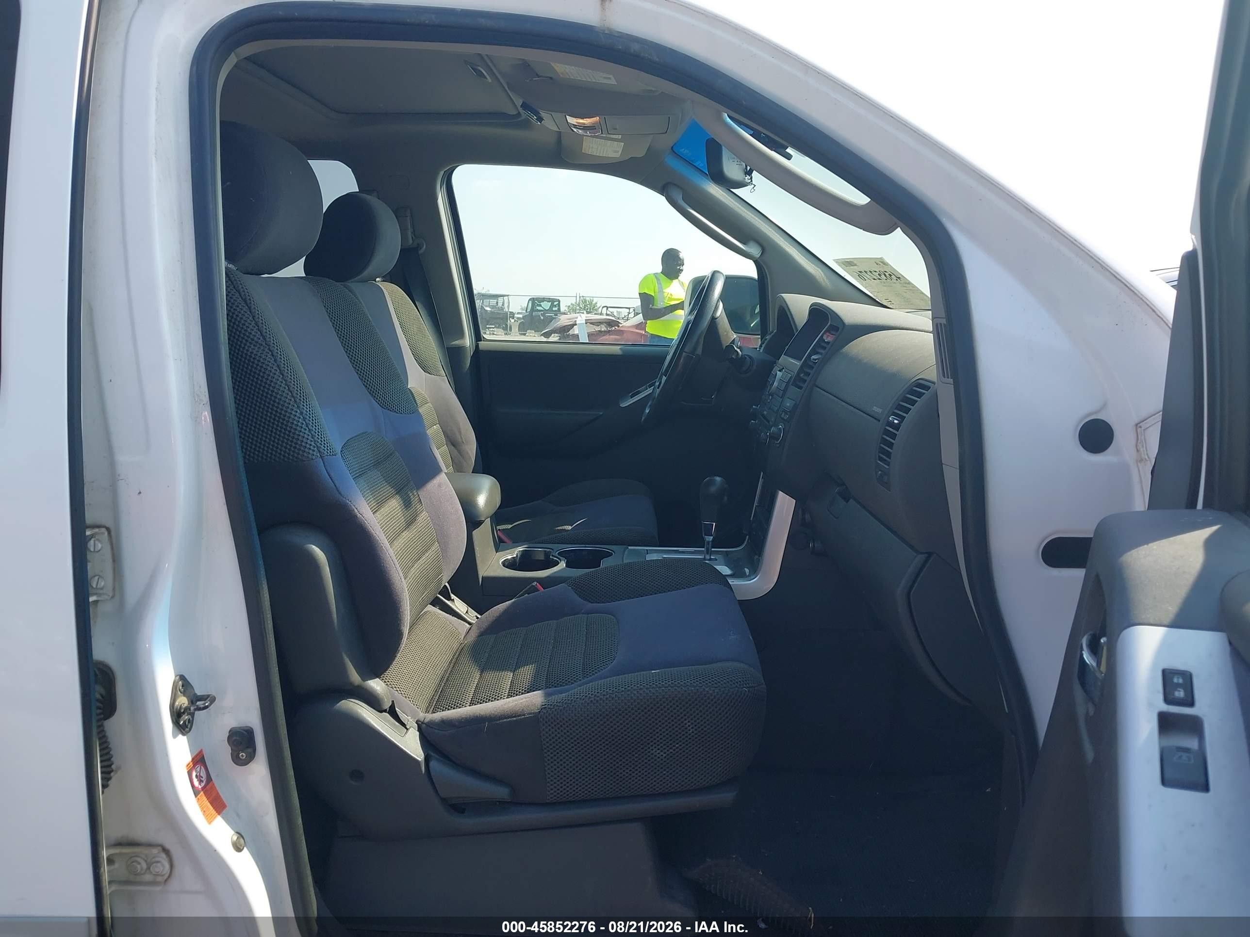 2008 Nissan Pathfinder Se White vin: 5N1AR18B68C605670
