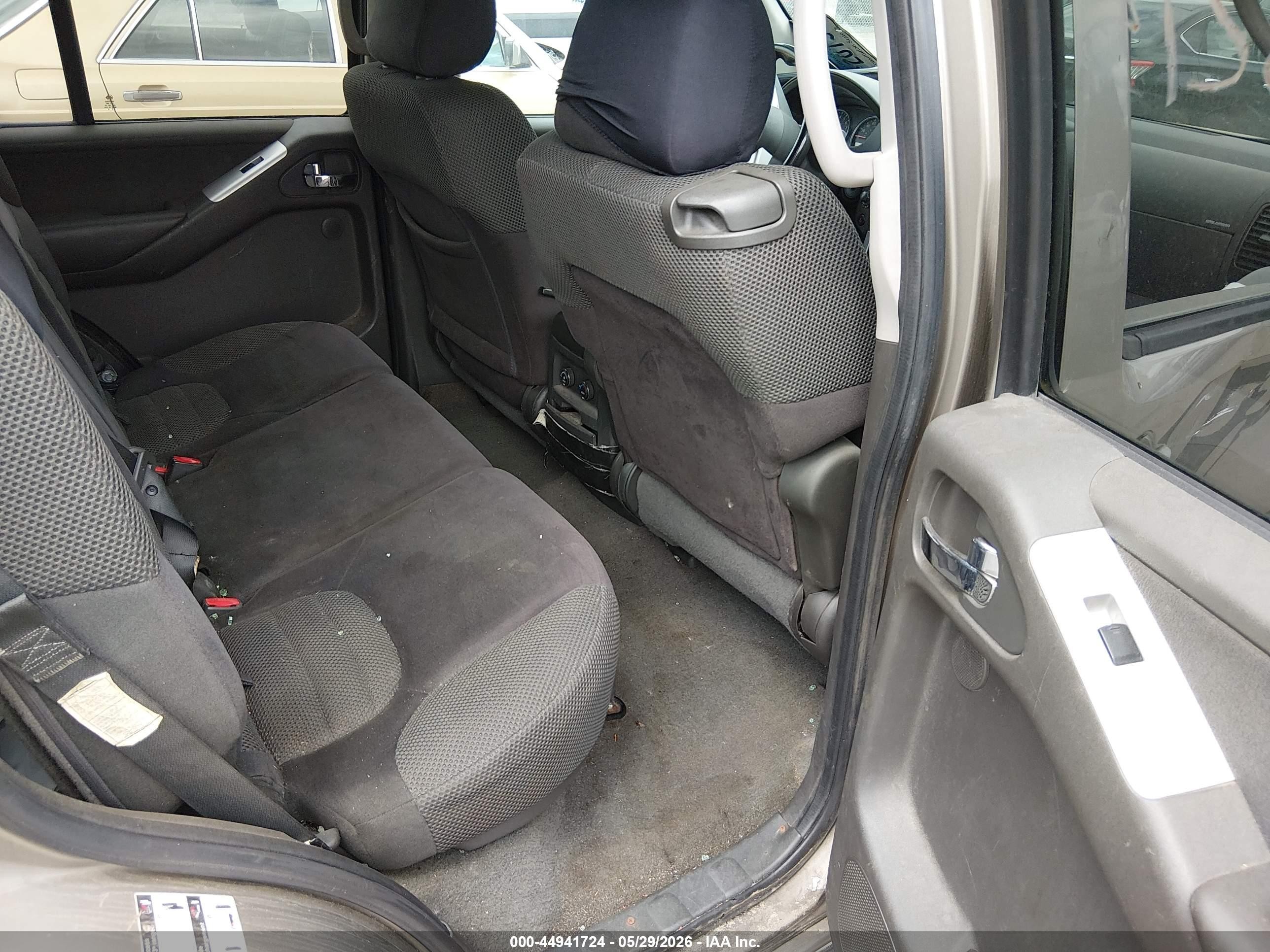 2008 Nissan Pathfinder Se Tan vin: 5N1AR18B68C644128