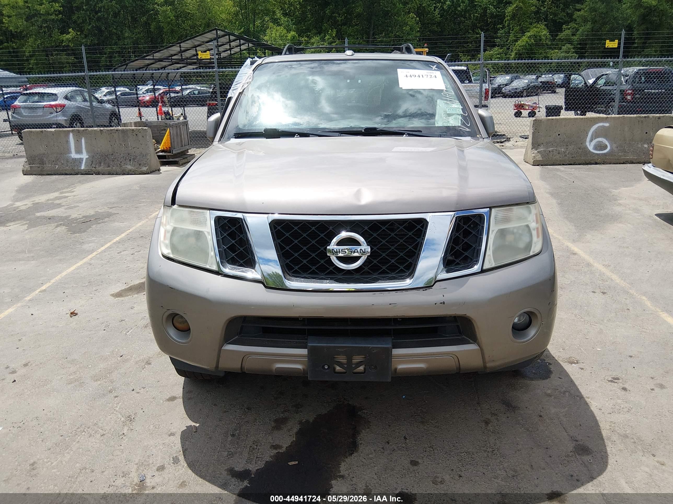 2008 Nissan Pathfinder Se Tan vin: 5N1AR18B68C644128