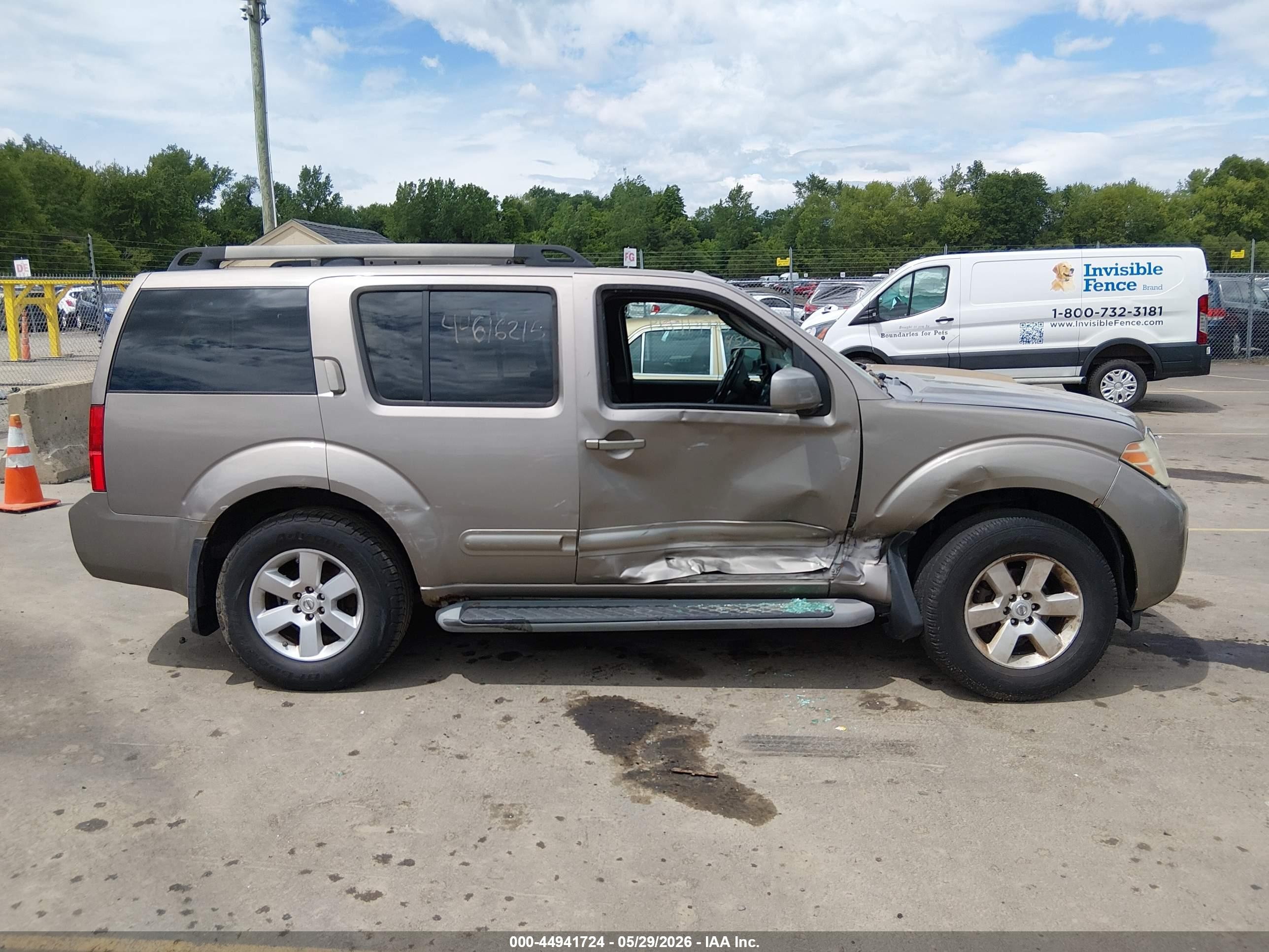 2008 Nissan Pathfinder Se Tan vin: 5N1AR18B68C644128