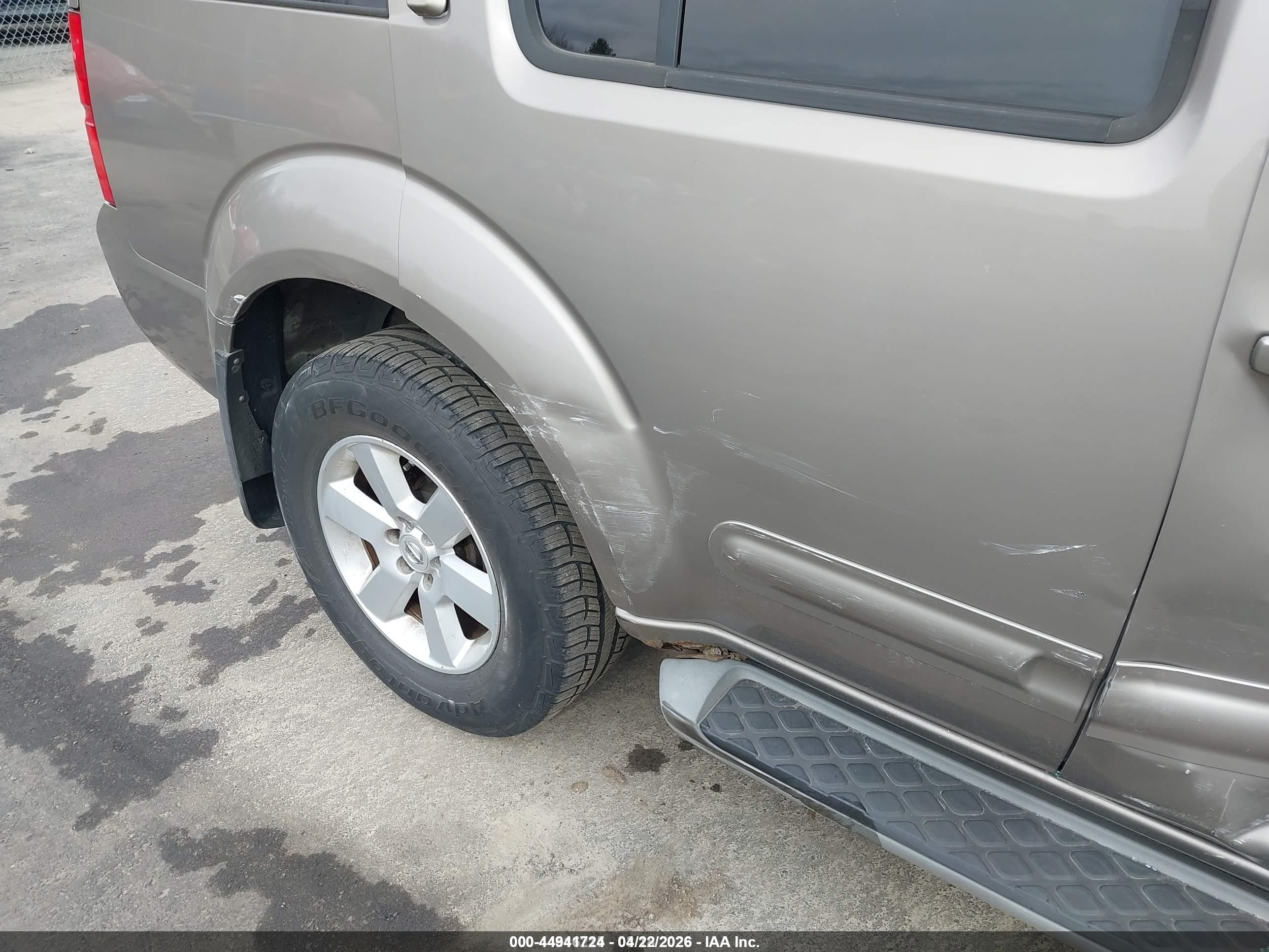 2008 Nissan Pathfinder Se Tan vin: 5N1AR18B68C644128