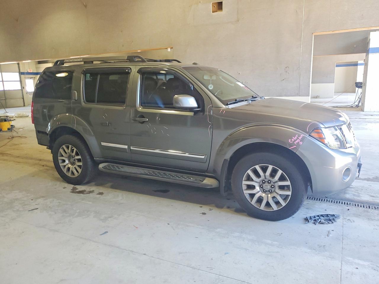 2009 Nissan Pathfinder S Silver vin: 5N1AR18B69C616458