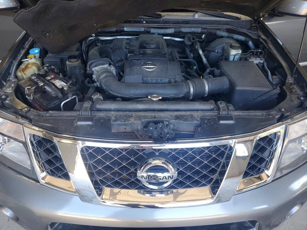 2009 Nissan Pathfinder S Silver vin: 5N1AR18B69C616458