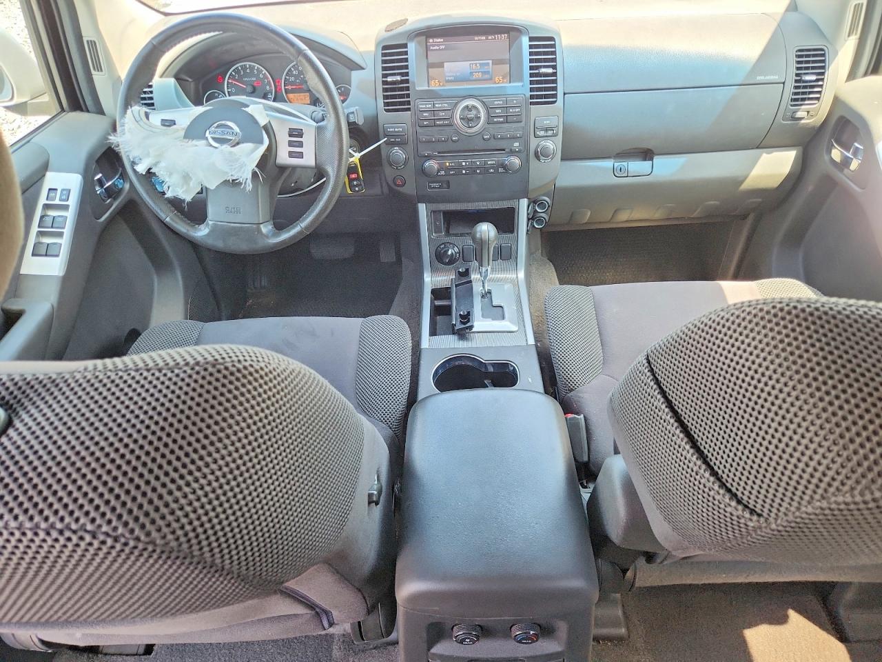2009 Nissan Pathfinder S Silver vin: 5N1AR18B69C618890